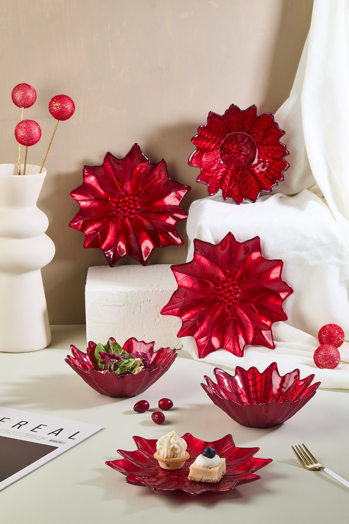 Kırmızı Poinsettia Cam Tabak & Kase Seti - 3 Adet Tabak - 3 Adet Kase