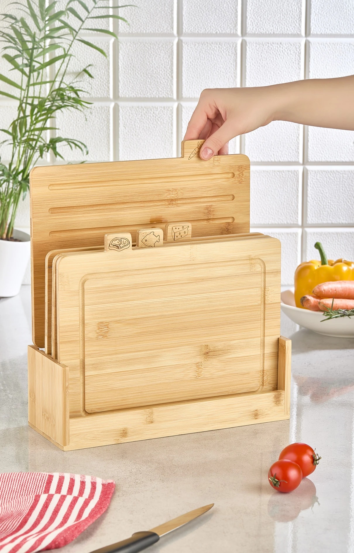 Bambu 4' lü Standlı Kesme Tahtası Seti