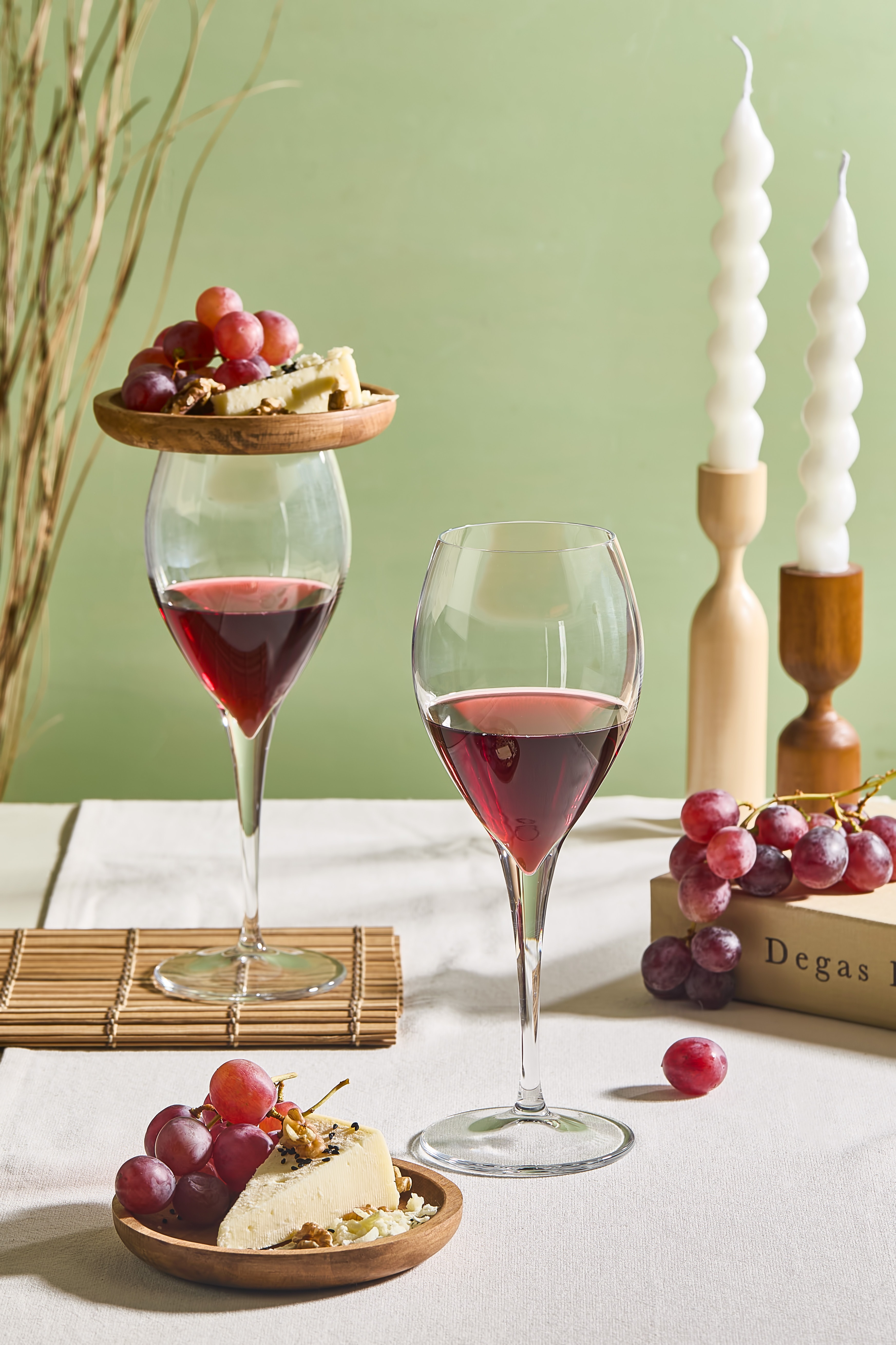 Lubi 4 Parça Ahşap Sunumlu Şarap Kadehi Seti | 2 Şarap Bardağı + 2 Mini Servis Tabağı