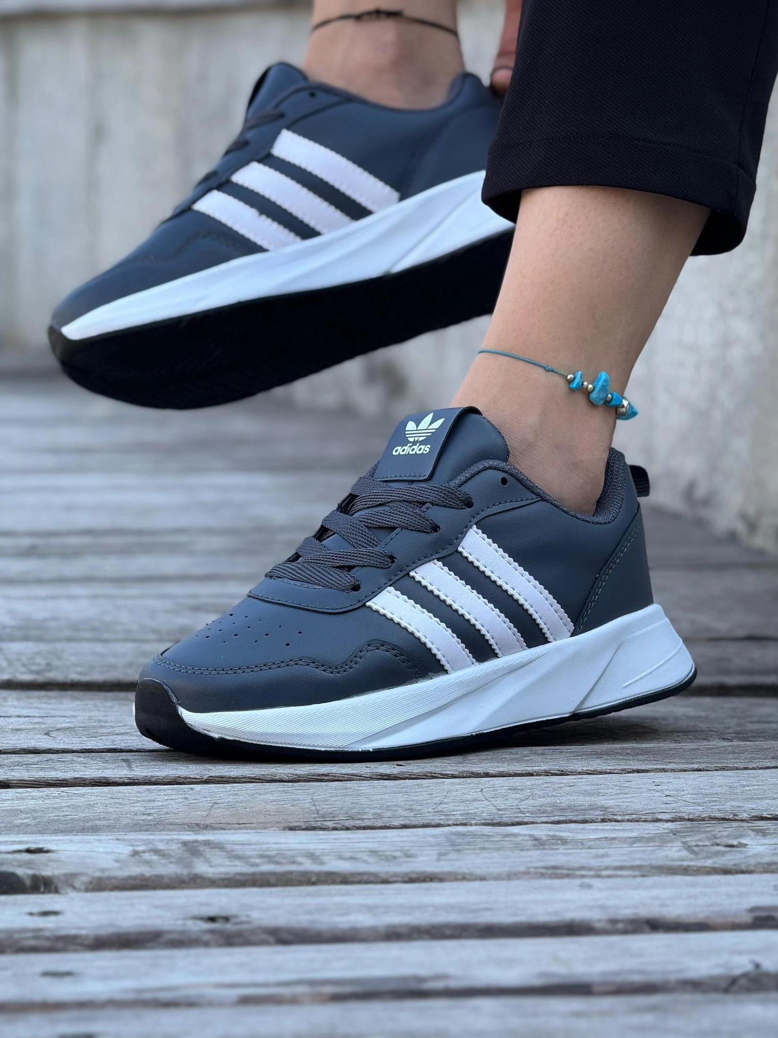 ADİDAS 018 KOD - FÜME BEYAZ 