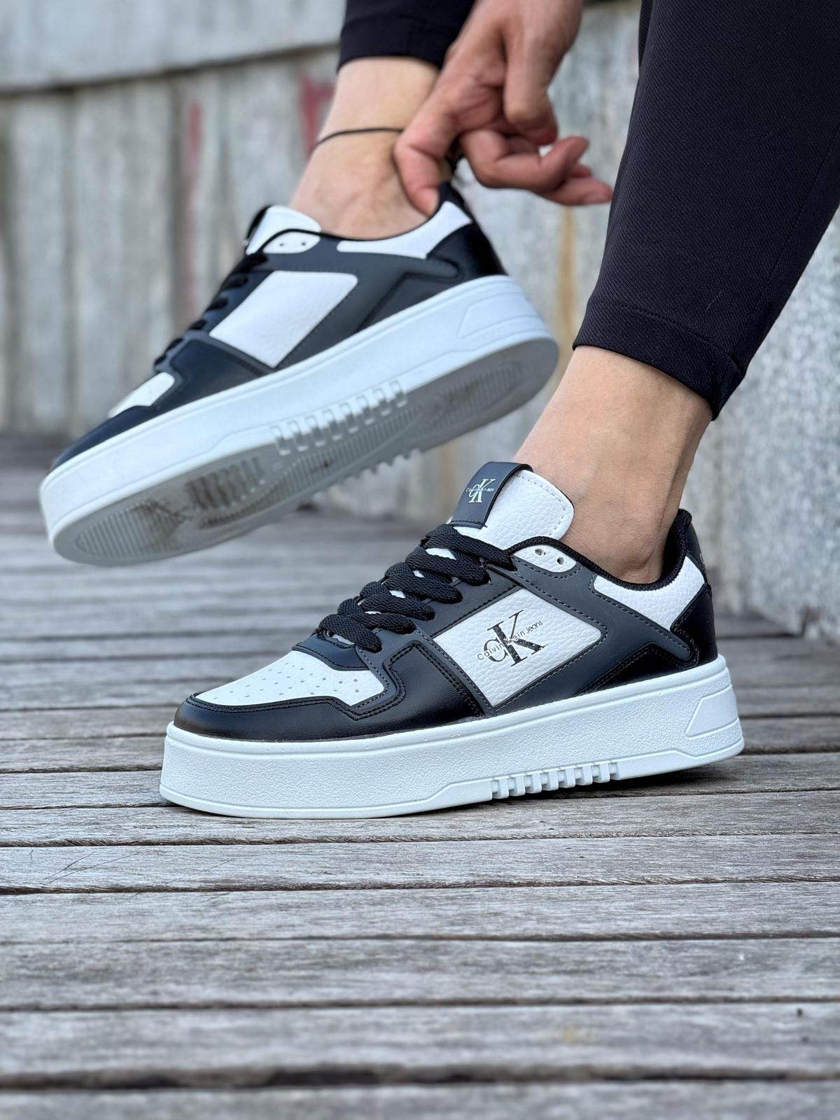 CALVİN KLEİN 01 MODEL - BEYAZ SİYAH