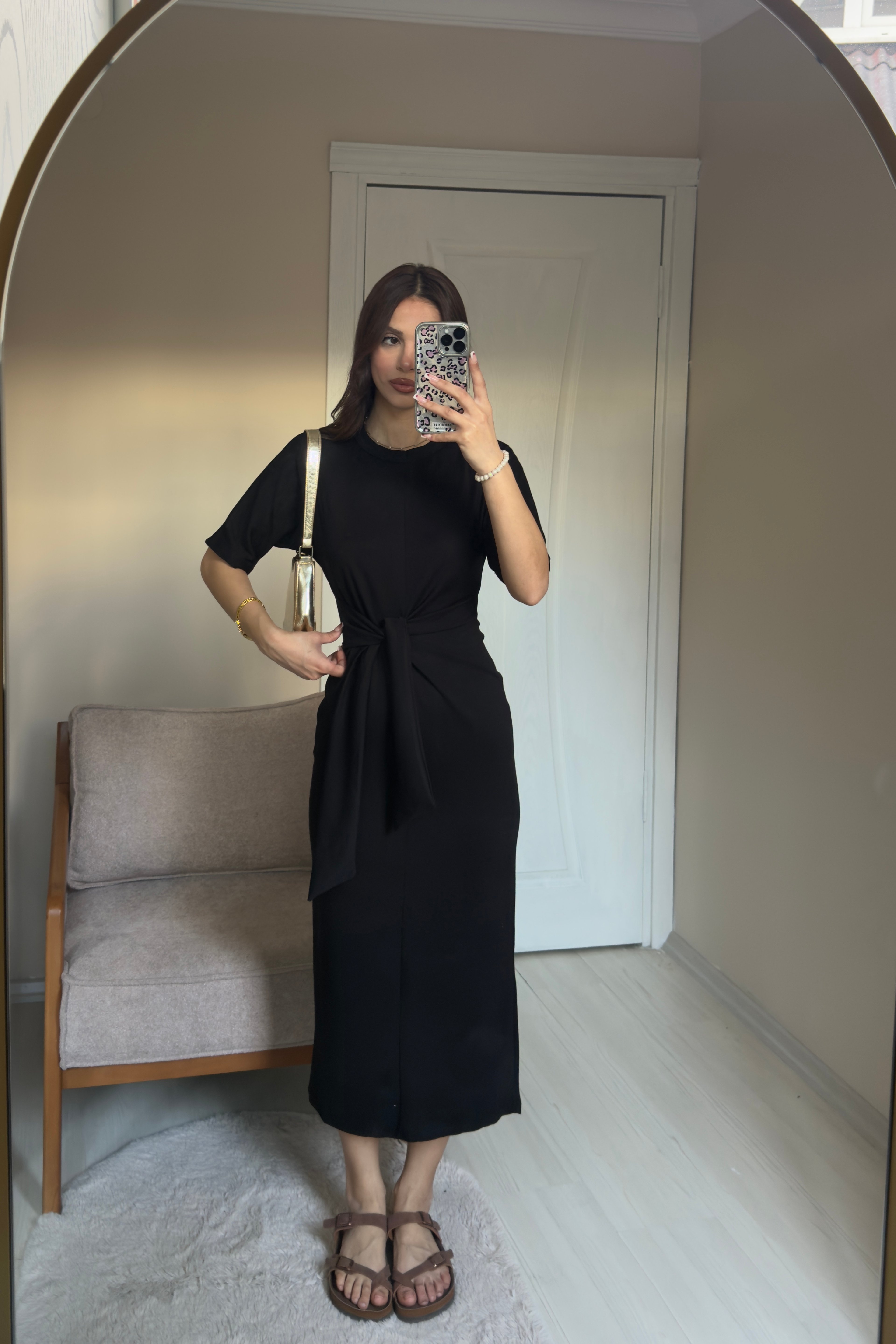 Belden Bağlamalı Elbise 