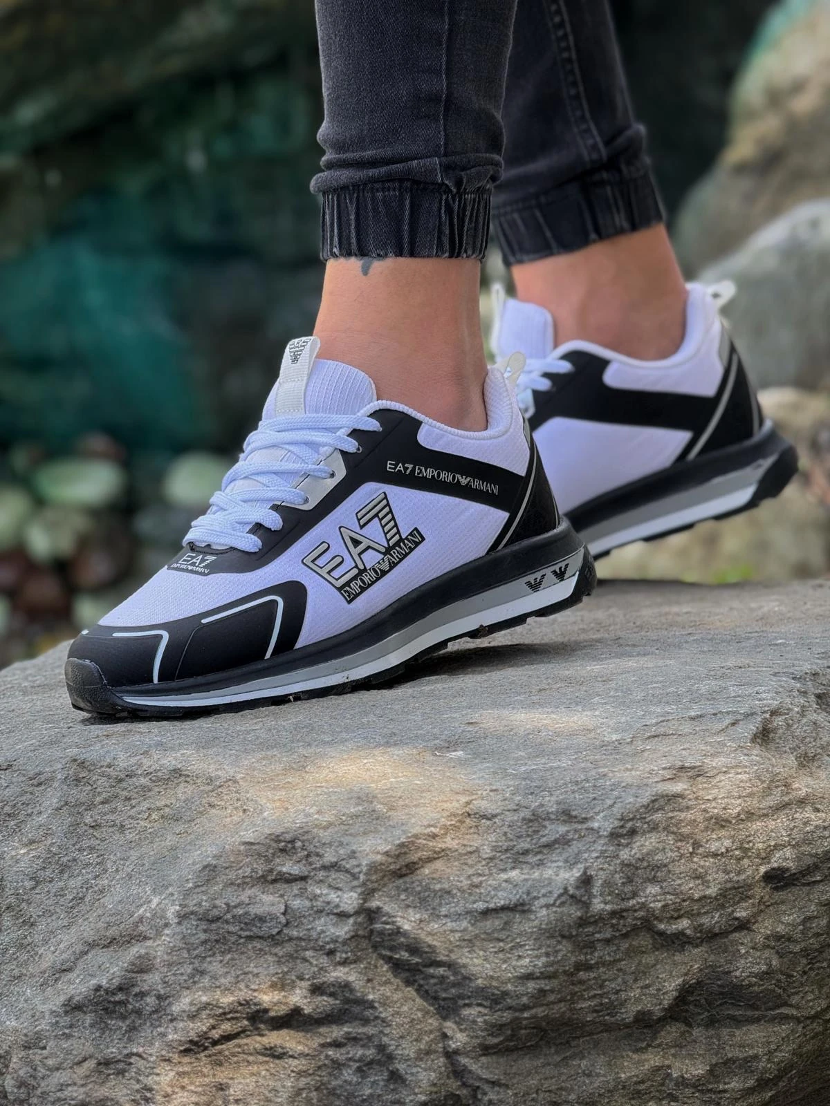 EMPORİA ARMANİ - BEYAZ SİYAH