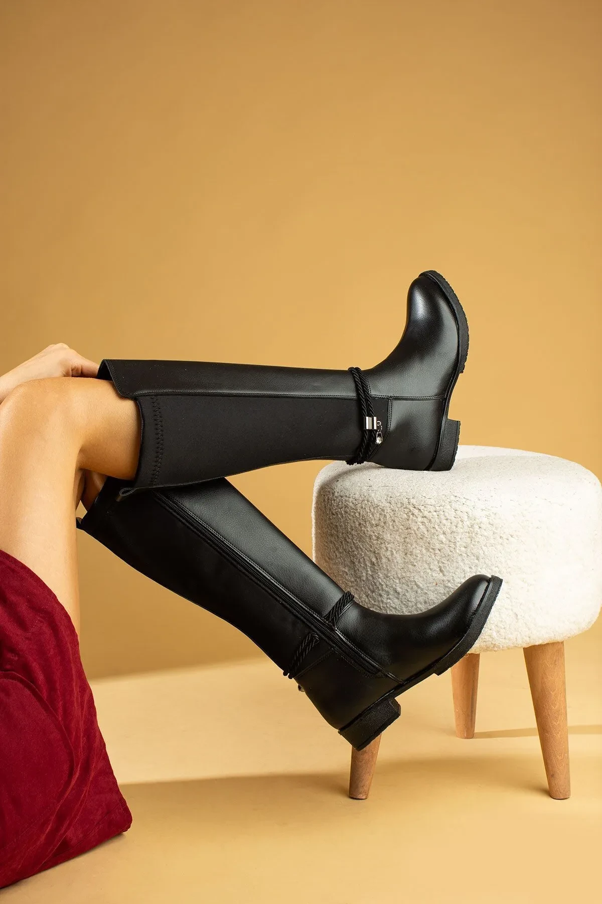 Kadın Parlak Tokalı Çizme THN02