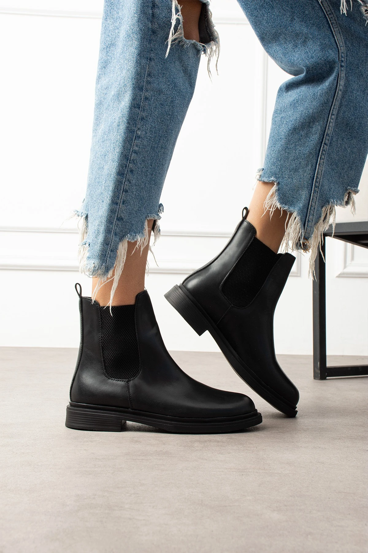 Kadın Yanı Lastikli Bot K66