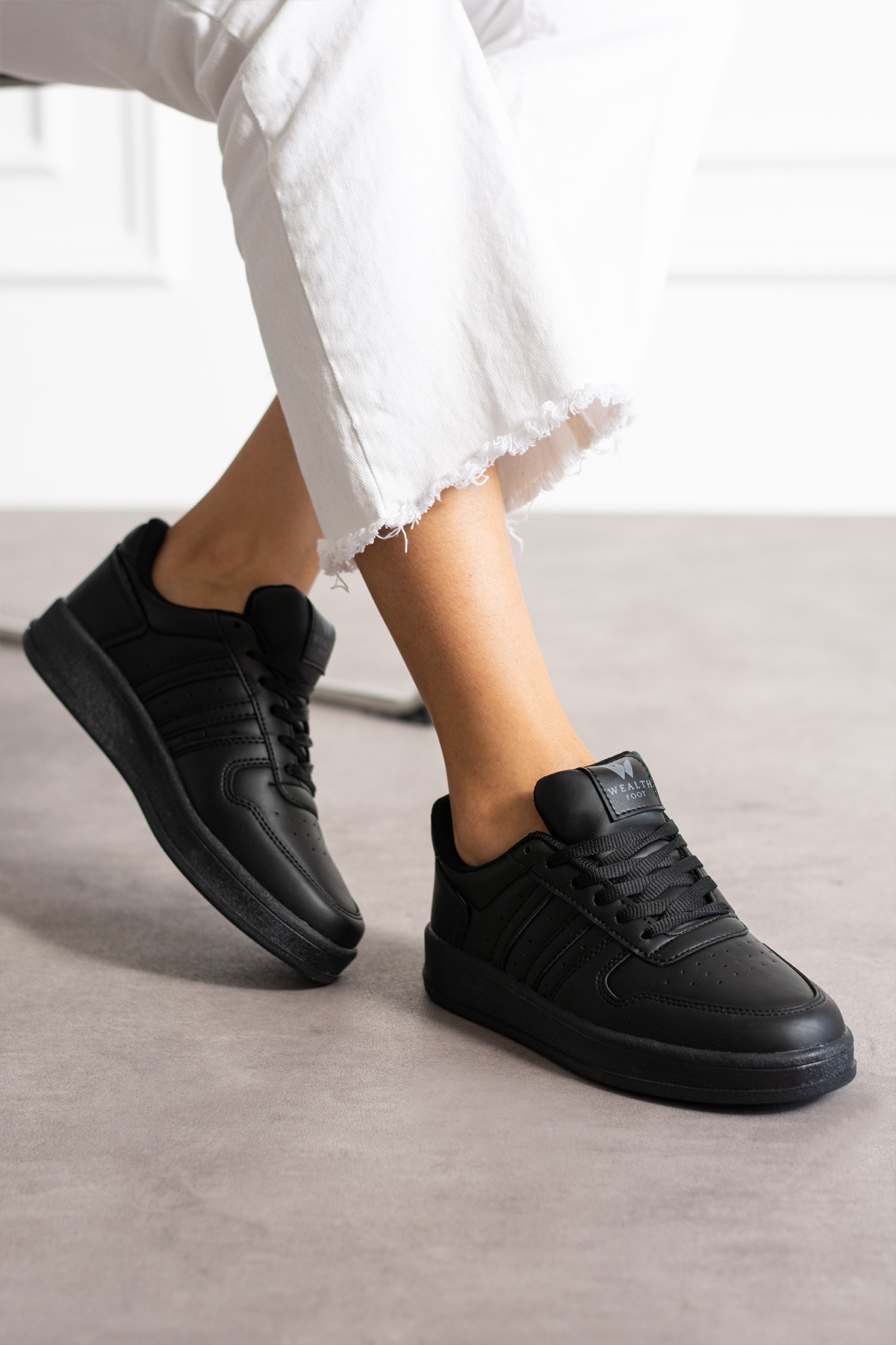 Unisex Sneaker JH176