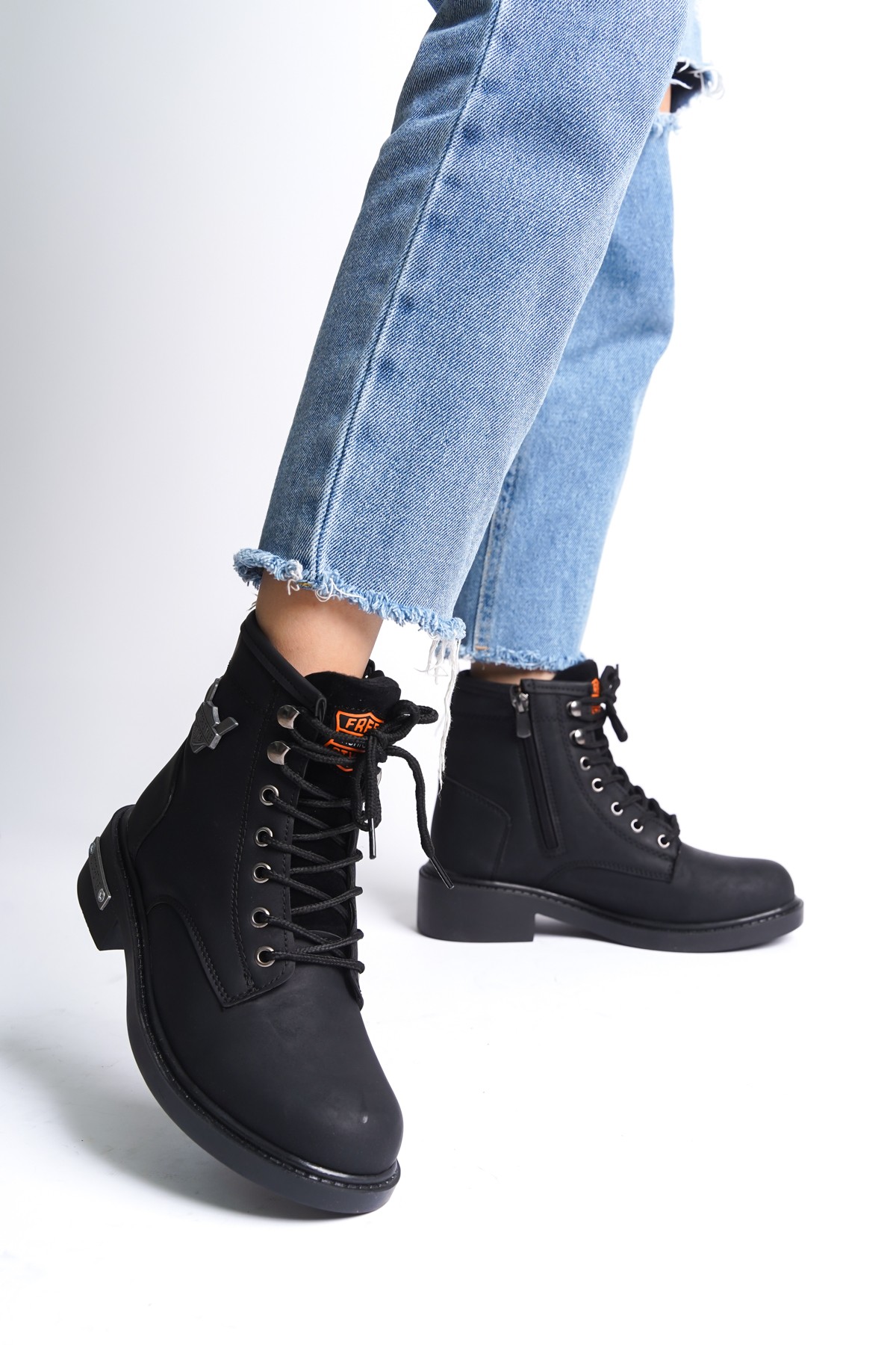 Unisex Kışlık Dayanıklı Kaymaz Taban Bağcıklı Bot Postal Outdoor SNV01