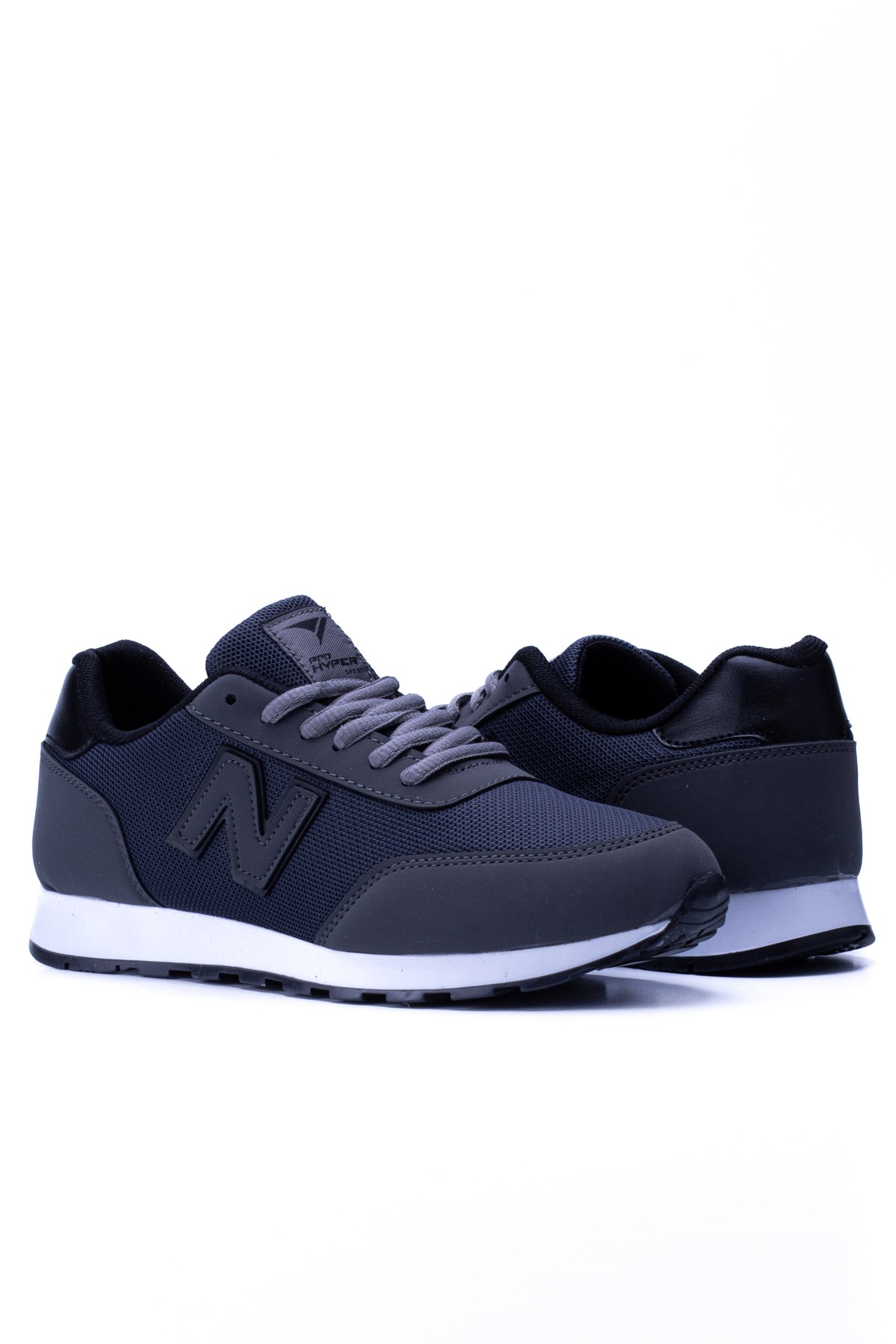 Unisex Sneaker 1801A
