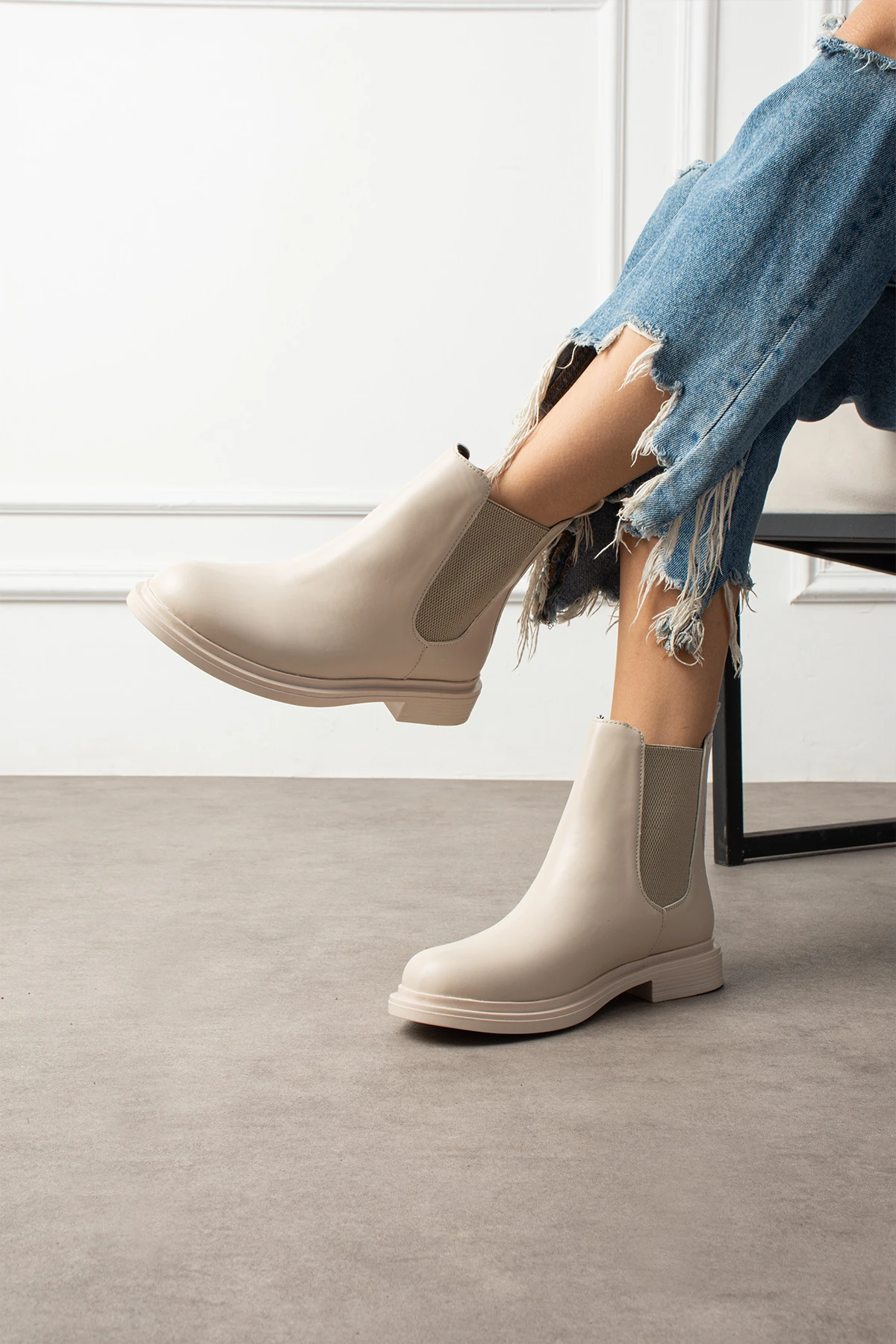 Kadın Yanı Lastikli Bot K66 - 40