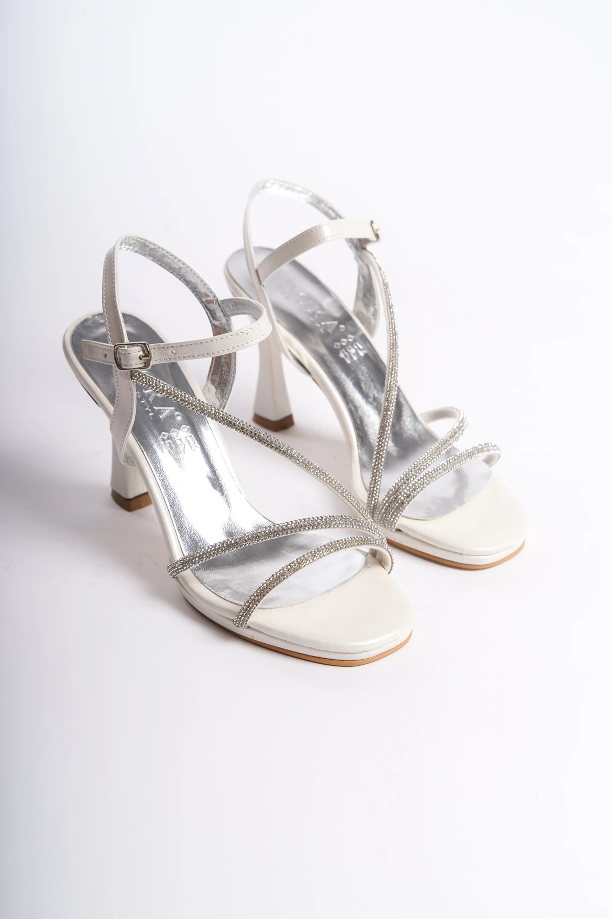 Kadın Klasik 7cm Topuklu Ayakkabı 2030 - Beyaz