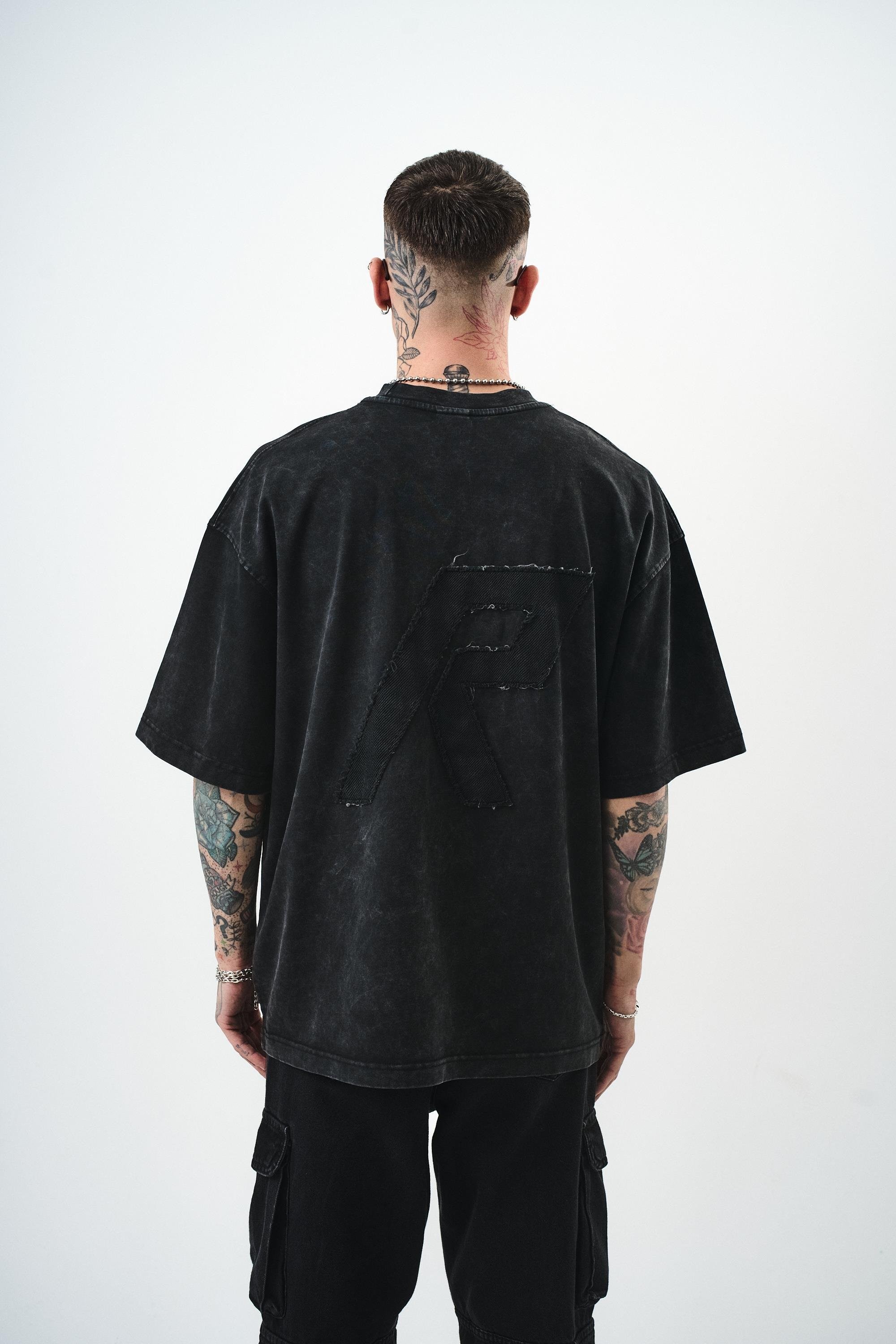 Erkek R Nakışlı Yıkamalı Oversize T-Shirt 
