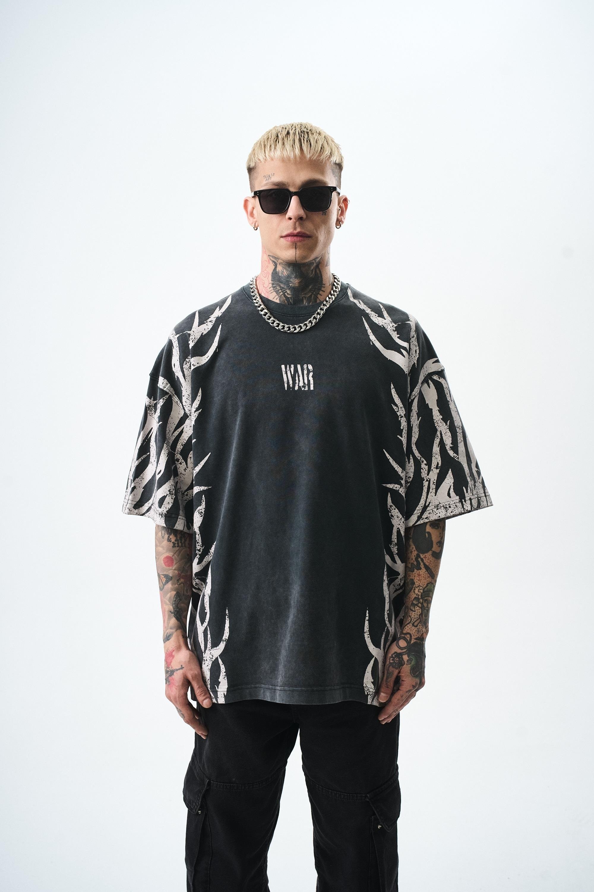 War Baskılı Yıkamalı Oversize T-Shirt - siyah