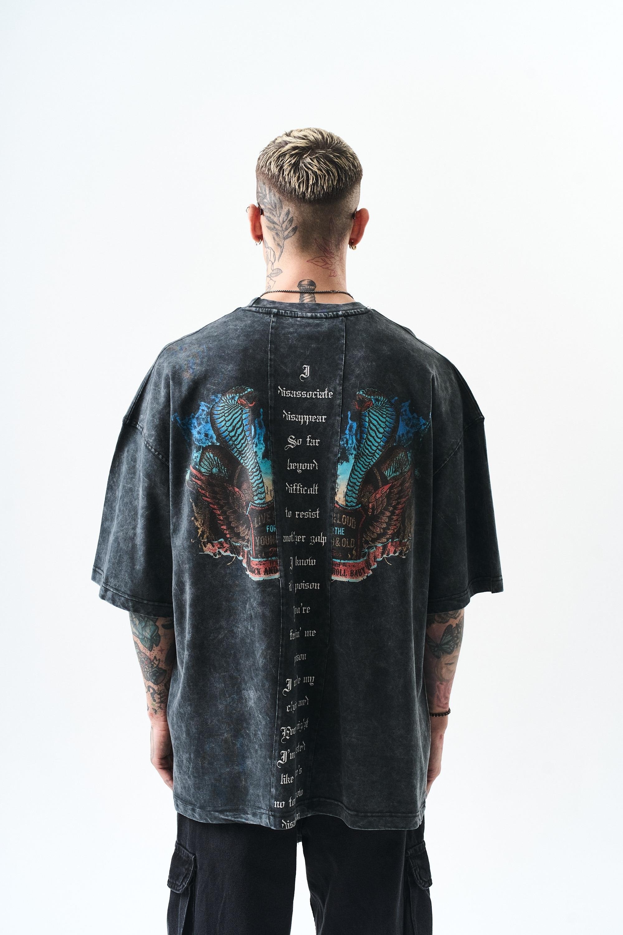 Erkek Snake Baskılı Yıkamalı Oversize T-Shirt