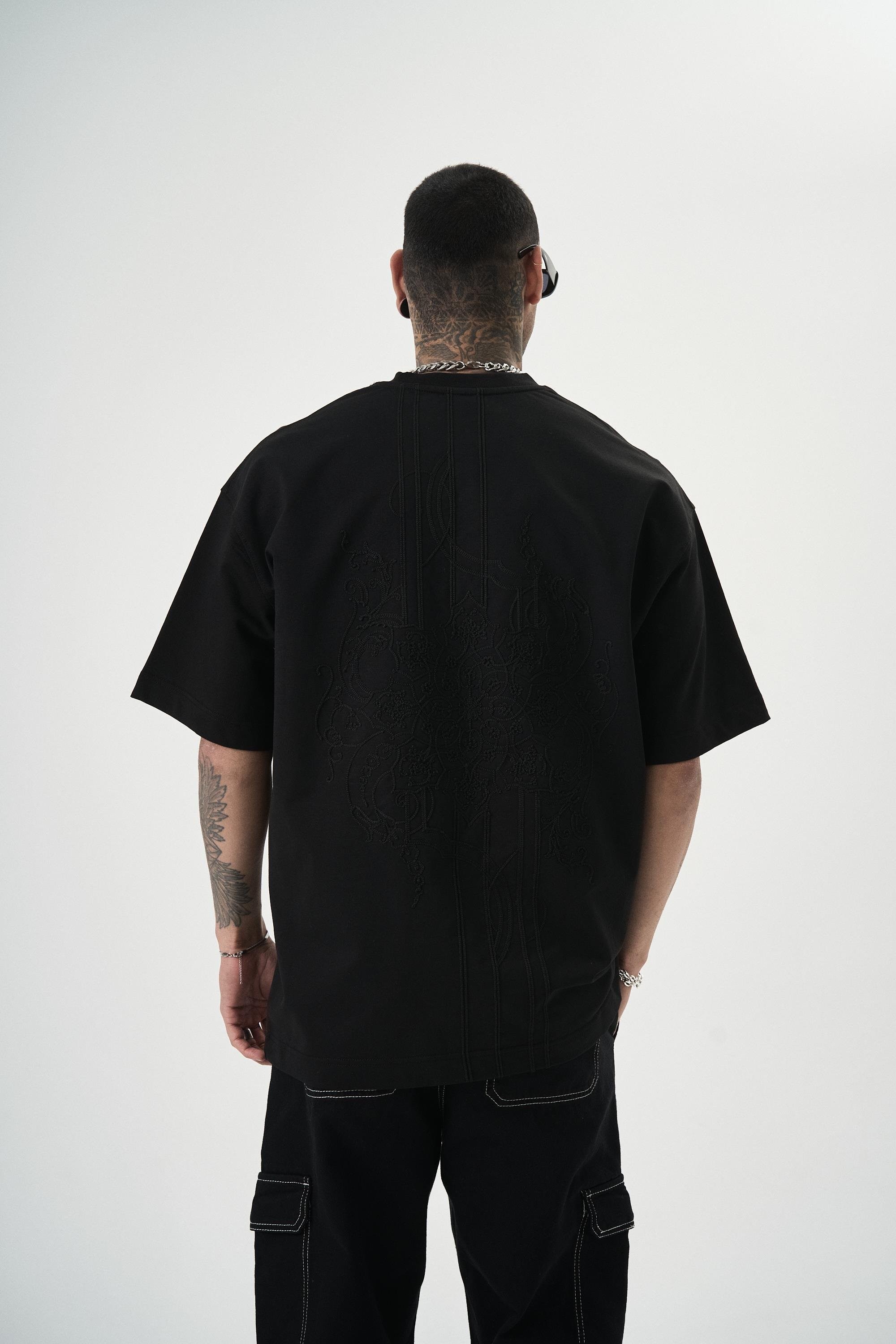 Erkek Focus Nakış Detaylı Oversize T-Shirt