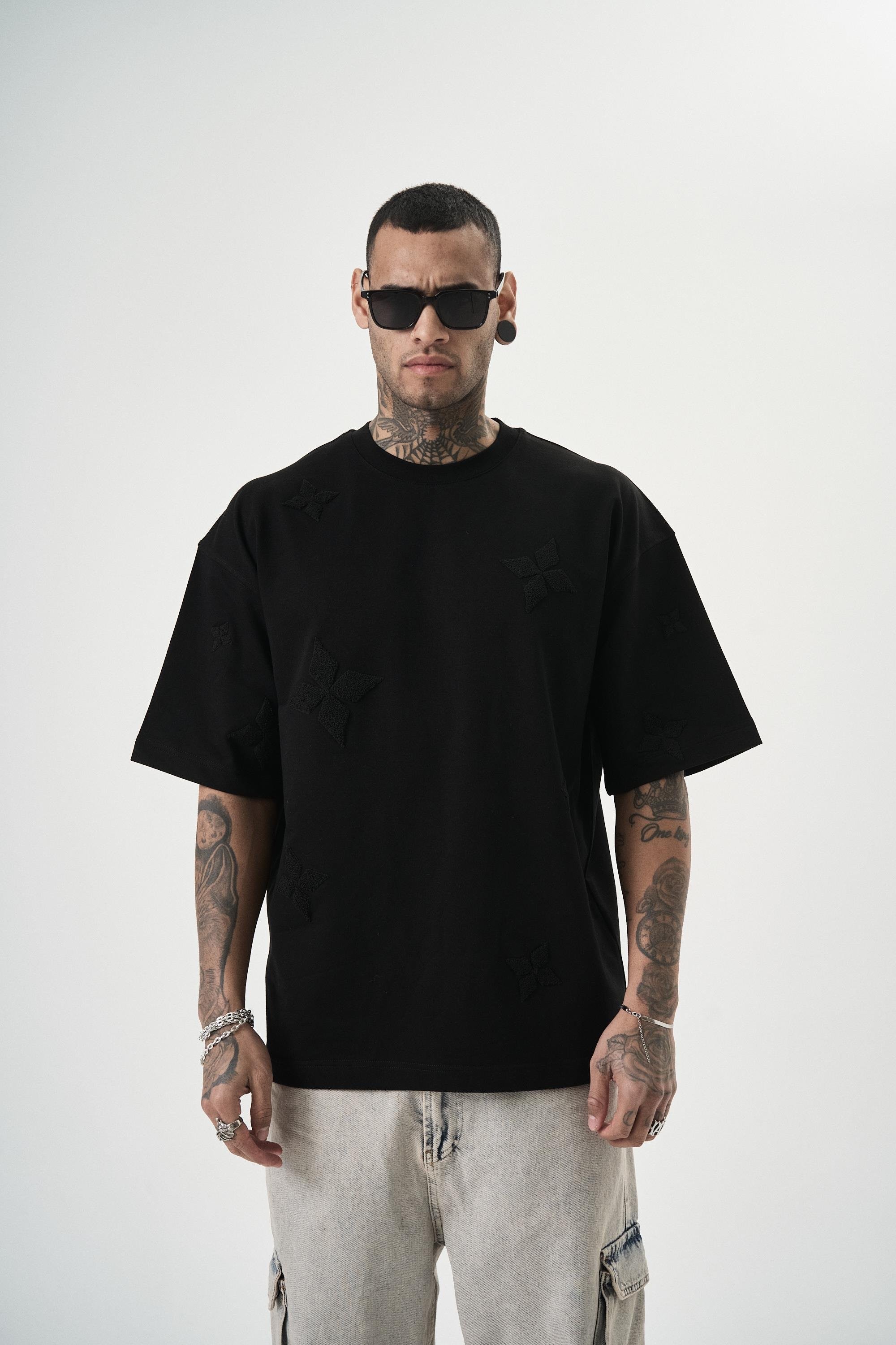 Süzene Nakış Detaylı Oversize T-Shirt