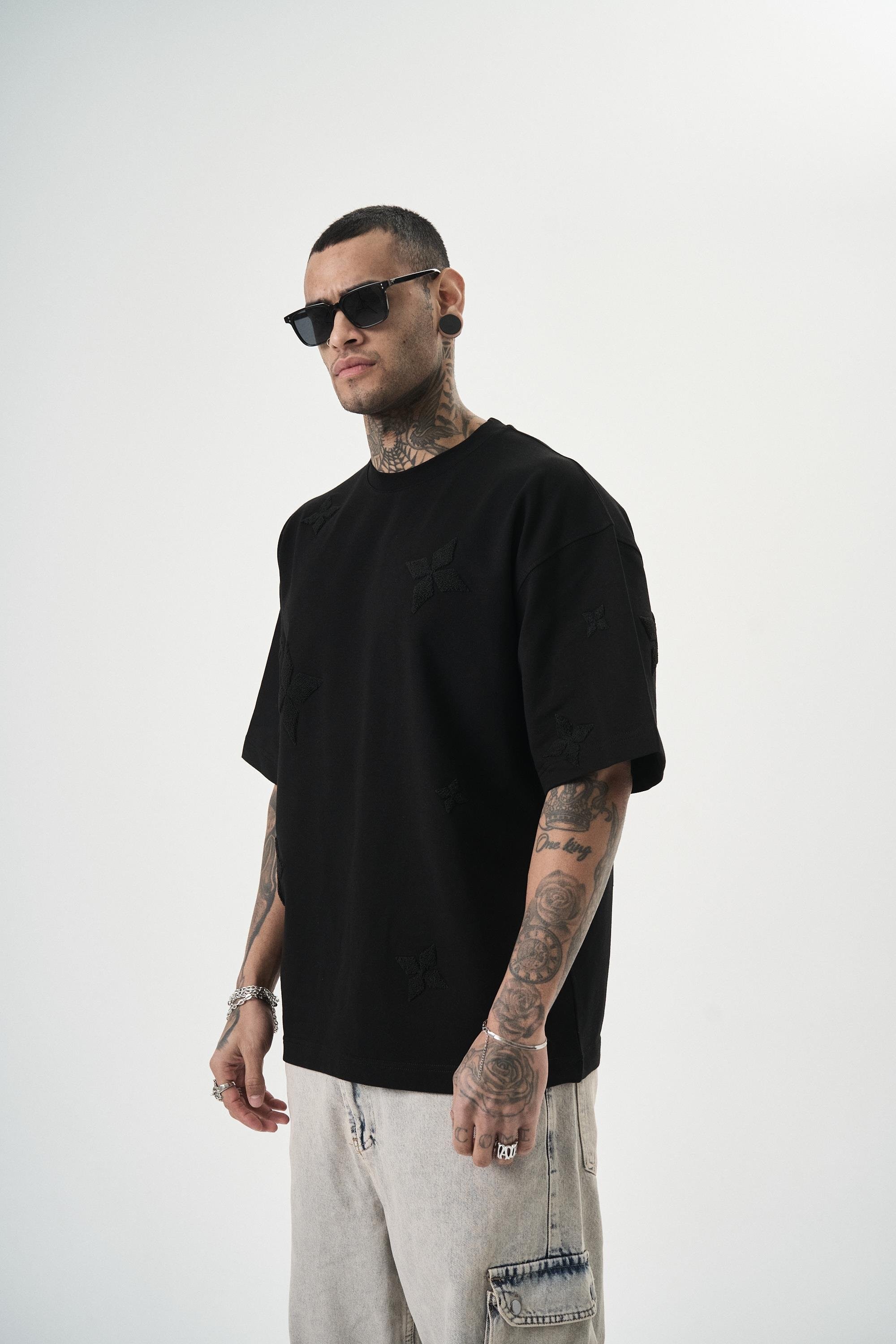 Süzene Nakış Detaylı Oversize T-Shirt