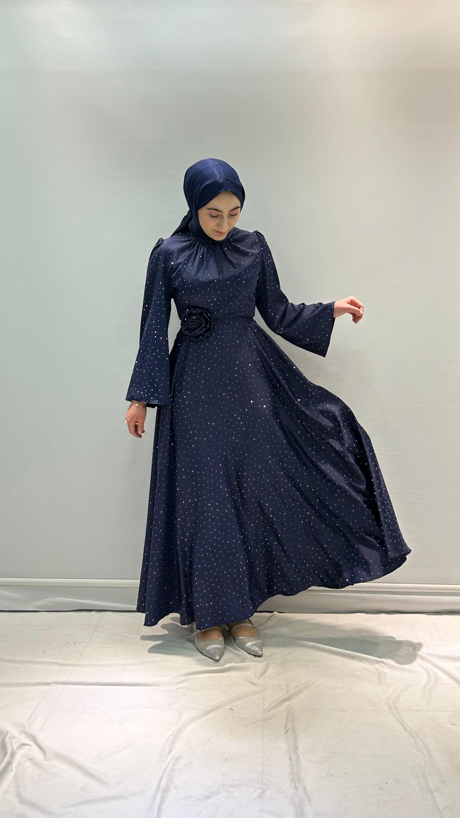 Zara Saten Taşlı Elbise