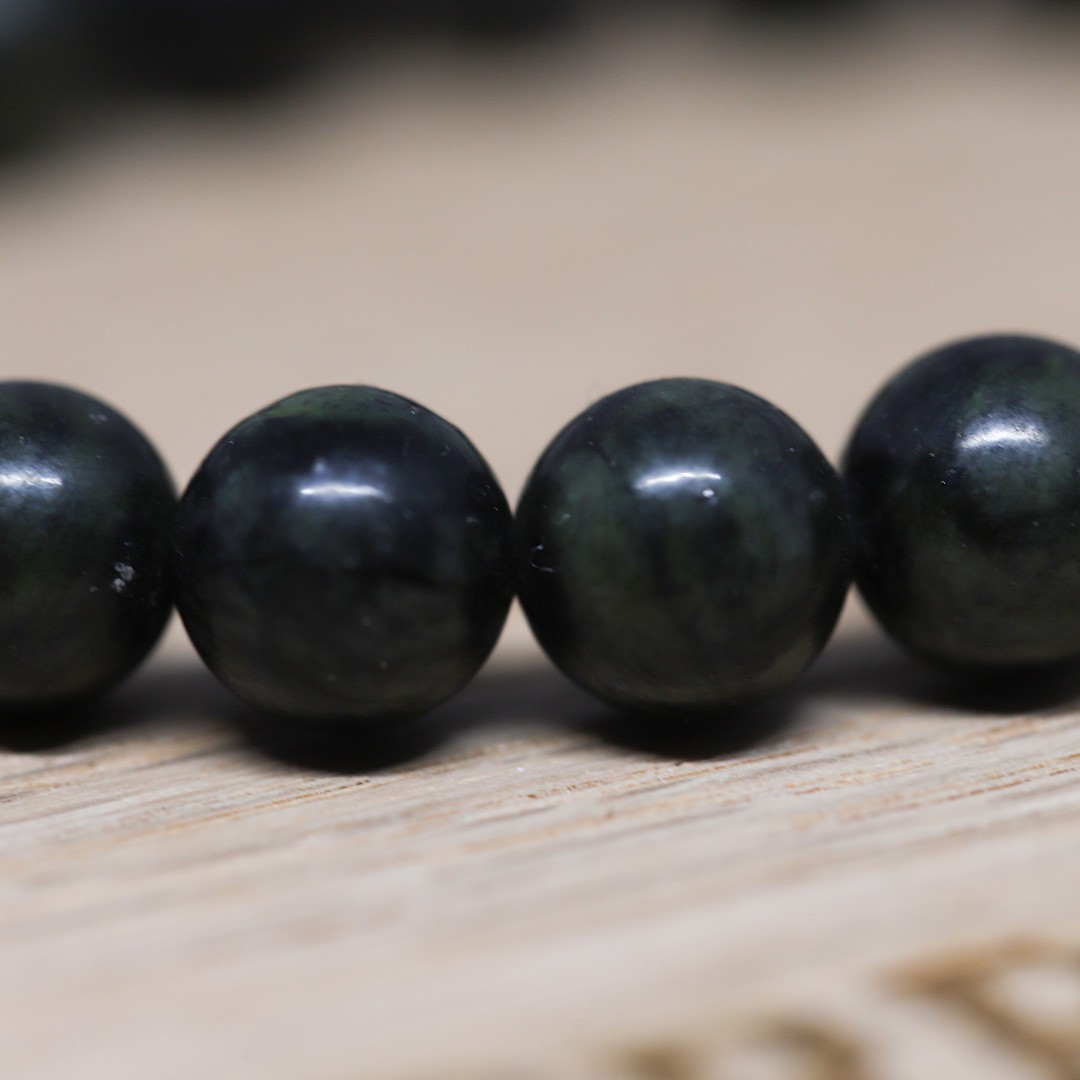 Verdantis – Yeşim Taşı Bileklik (8MM)