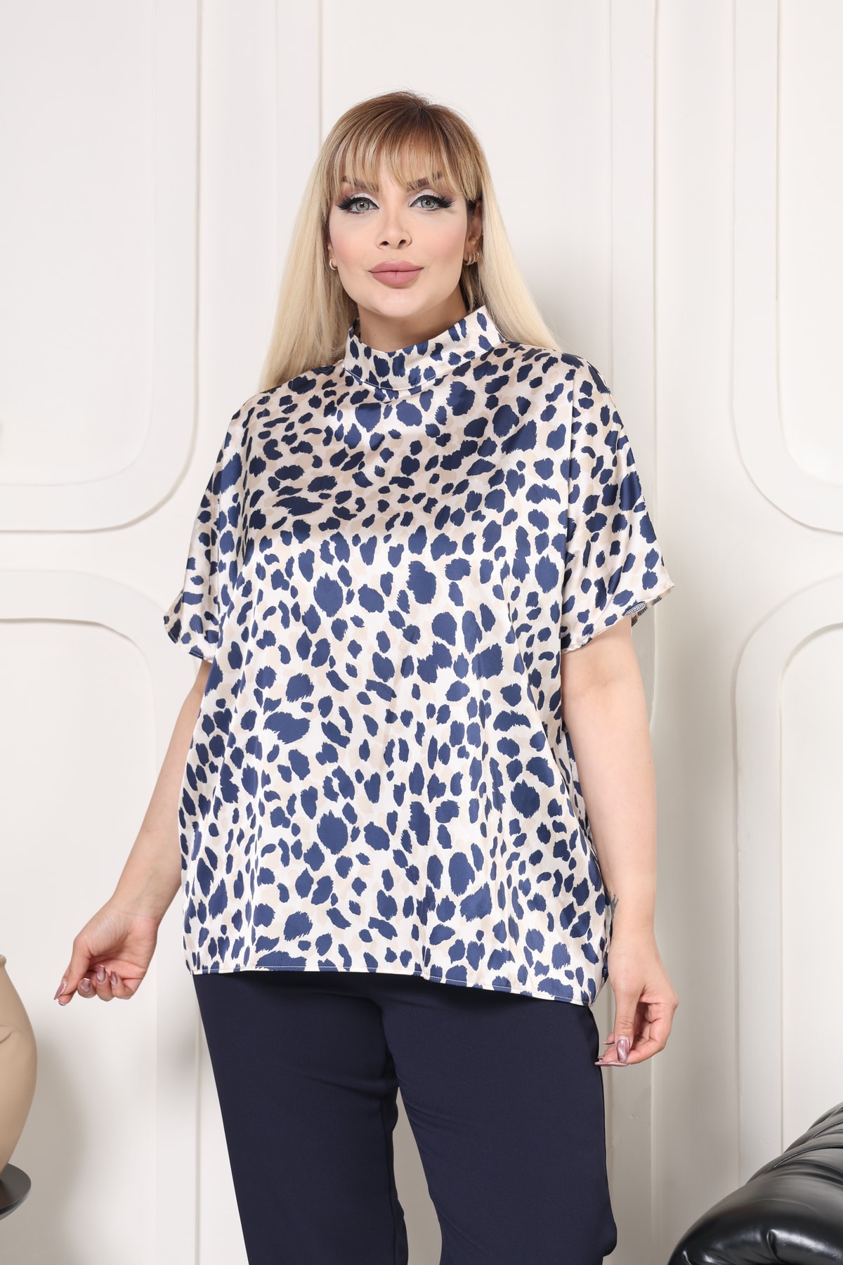 Leopar Saten Salaş Bluz Mavi Desenli Leopar
