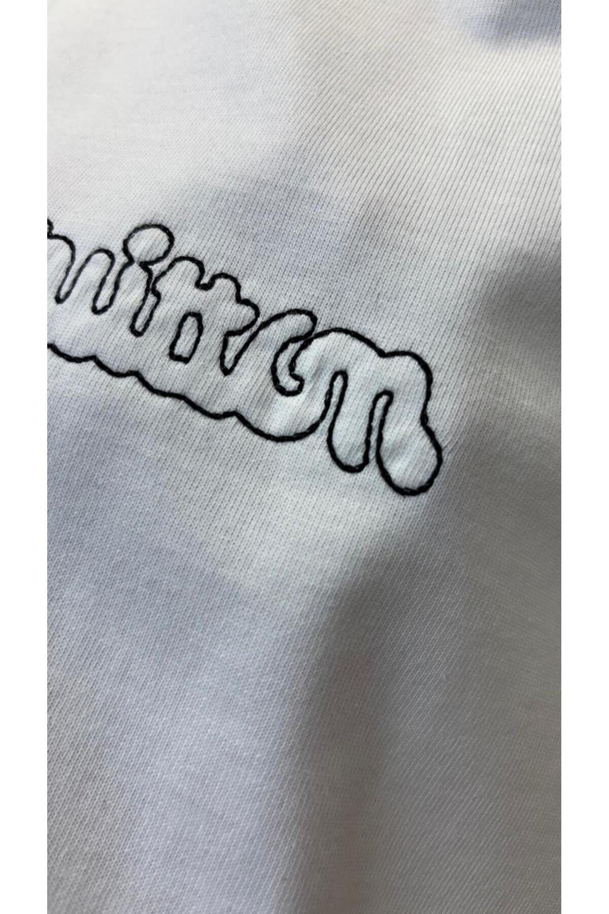 Kadın Erkek Unisex Özel Nakış Tasarım T-shirt