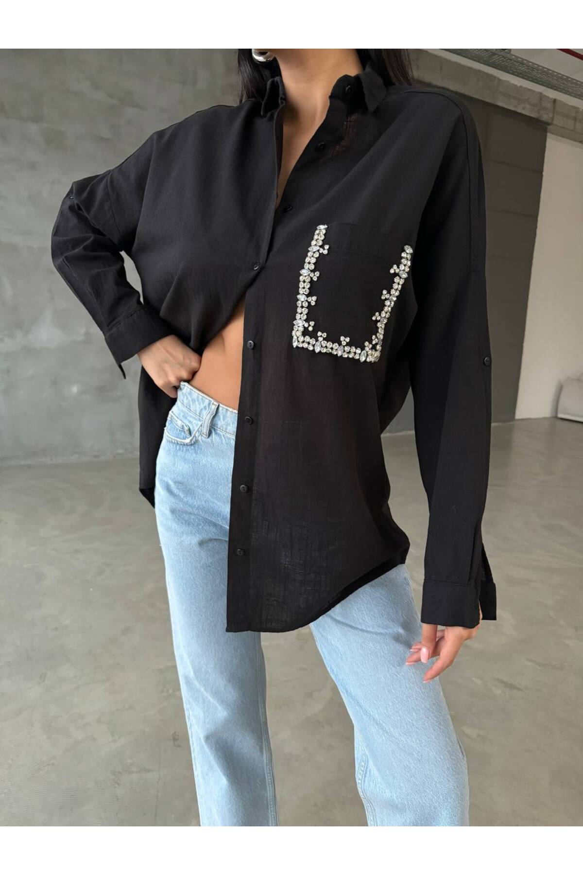 Keten Kadın Gömlek Cepli Taş Aksesuarlı Poplin Gömlek (%100 Pamuk)