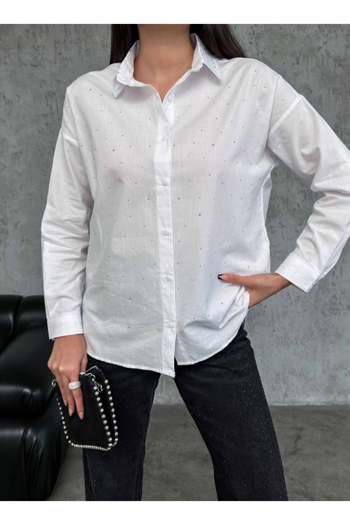 Kadın Siyah Serme Taşlı Oversize Gömlek Poplin Pamuklu Kumaş