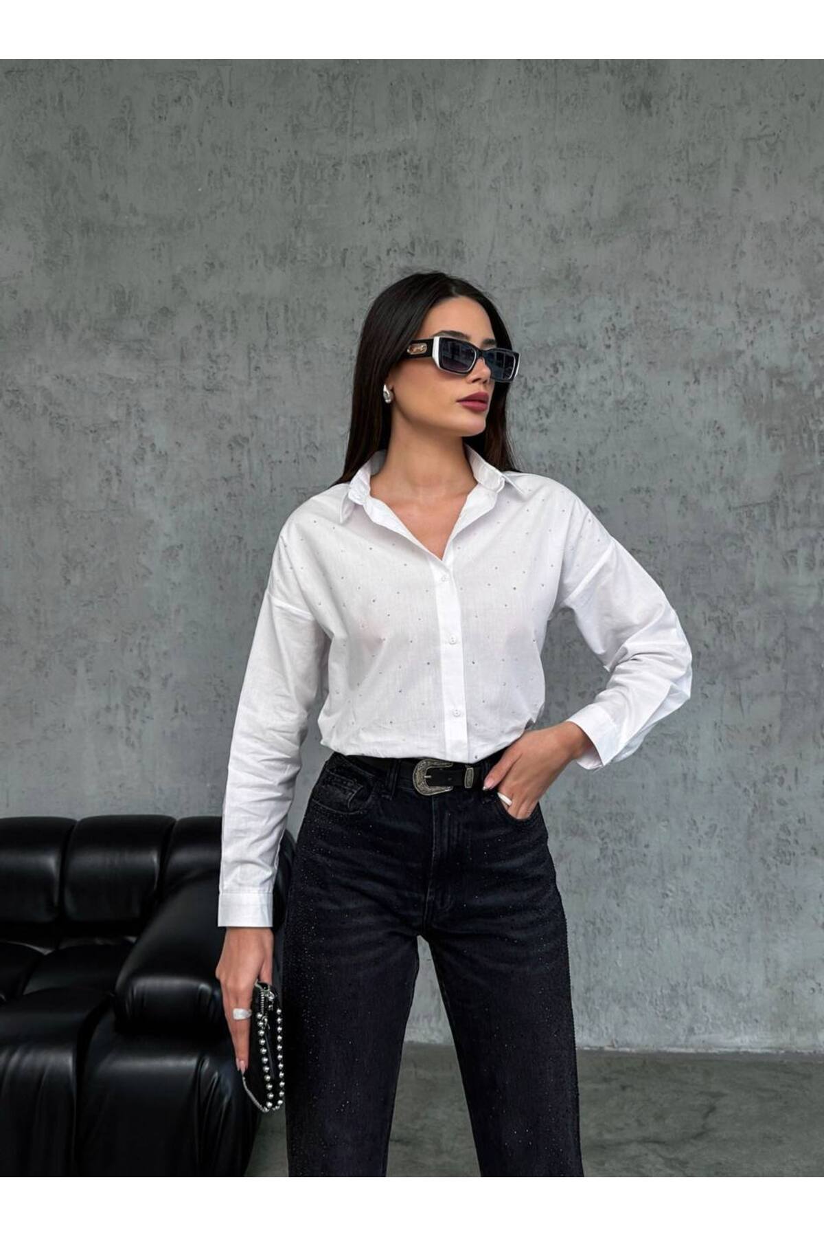Kadın Siyah Serme Taşlı Oversize Gömlek Poplin Pamuklu Kumaş