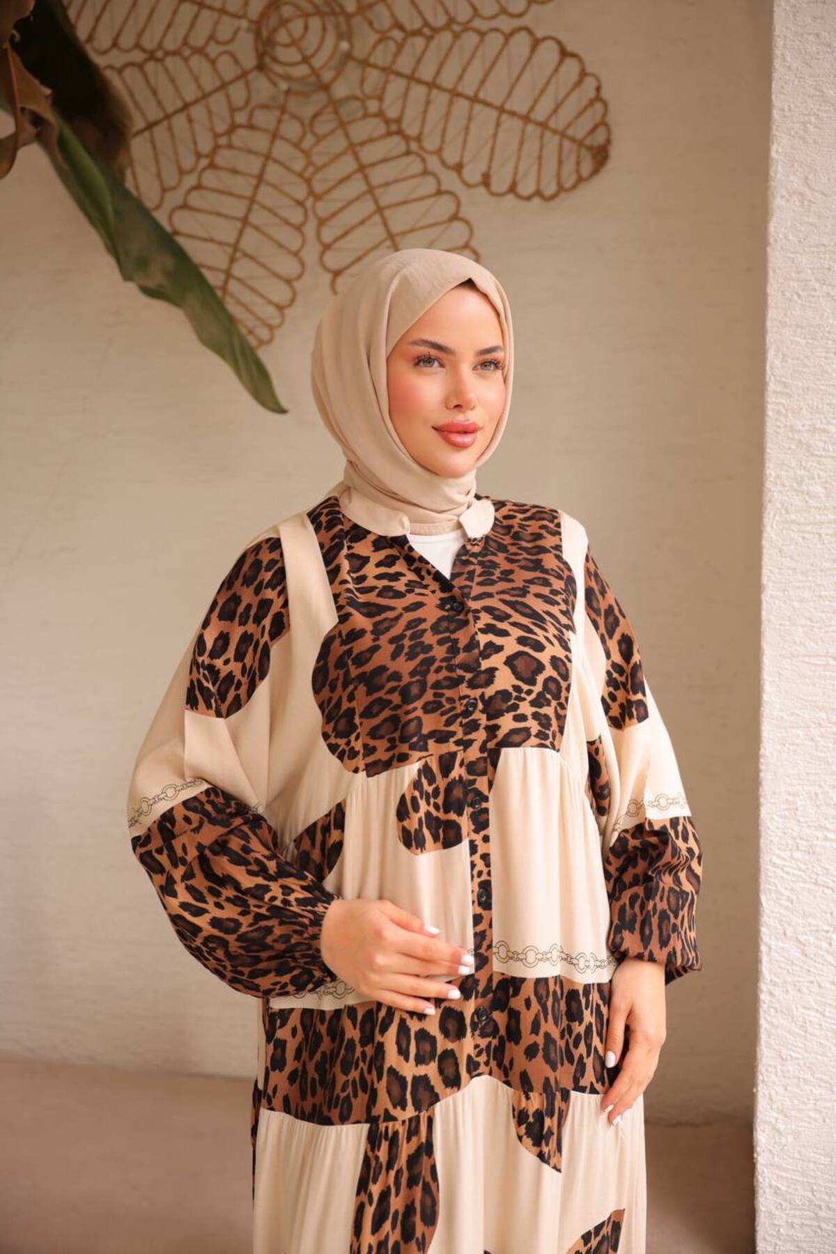 Leopar Desenli Viskon Kadın Elbise 135 cm Uzun Elbise