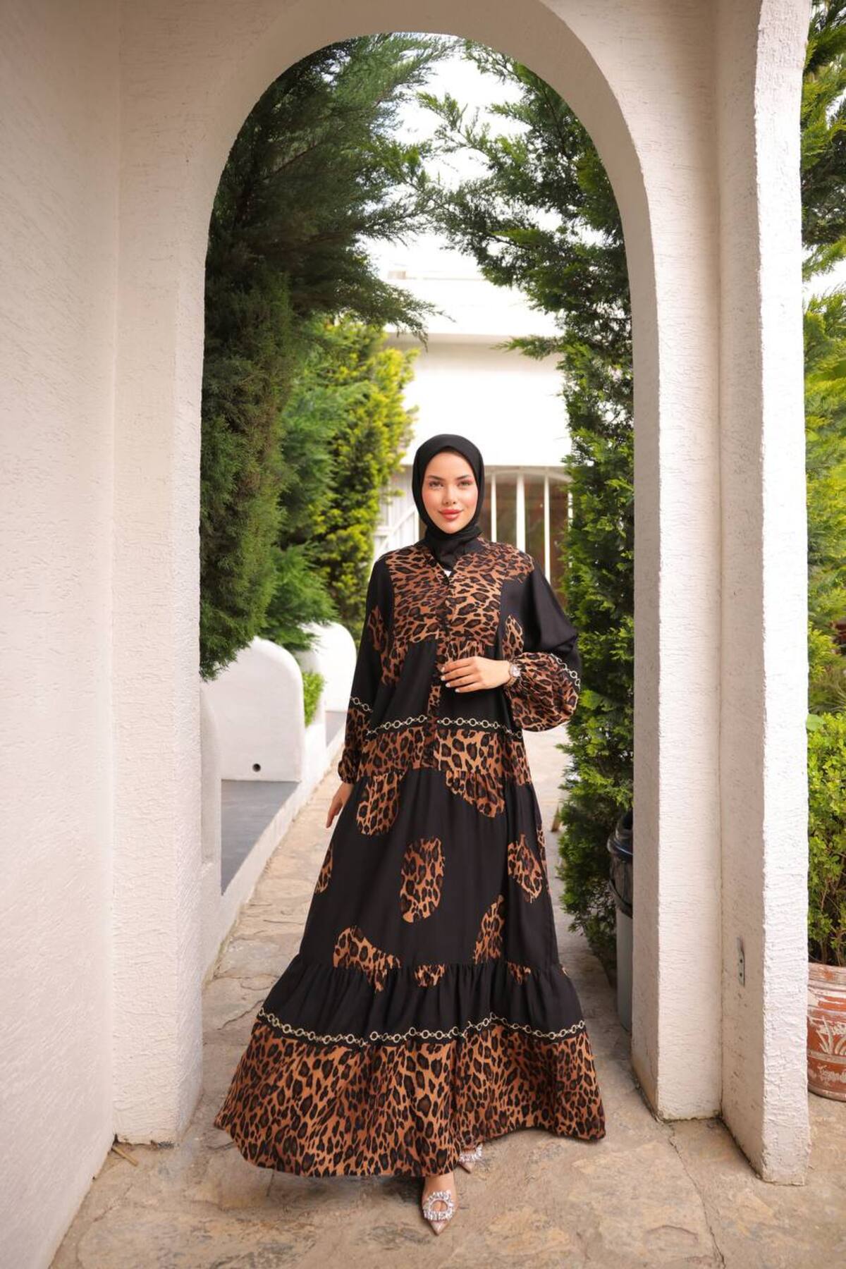 Leopar Desenli Viskon Kadın Elbise 135 cm Uzun Elbise - Siyah