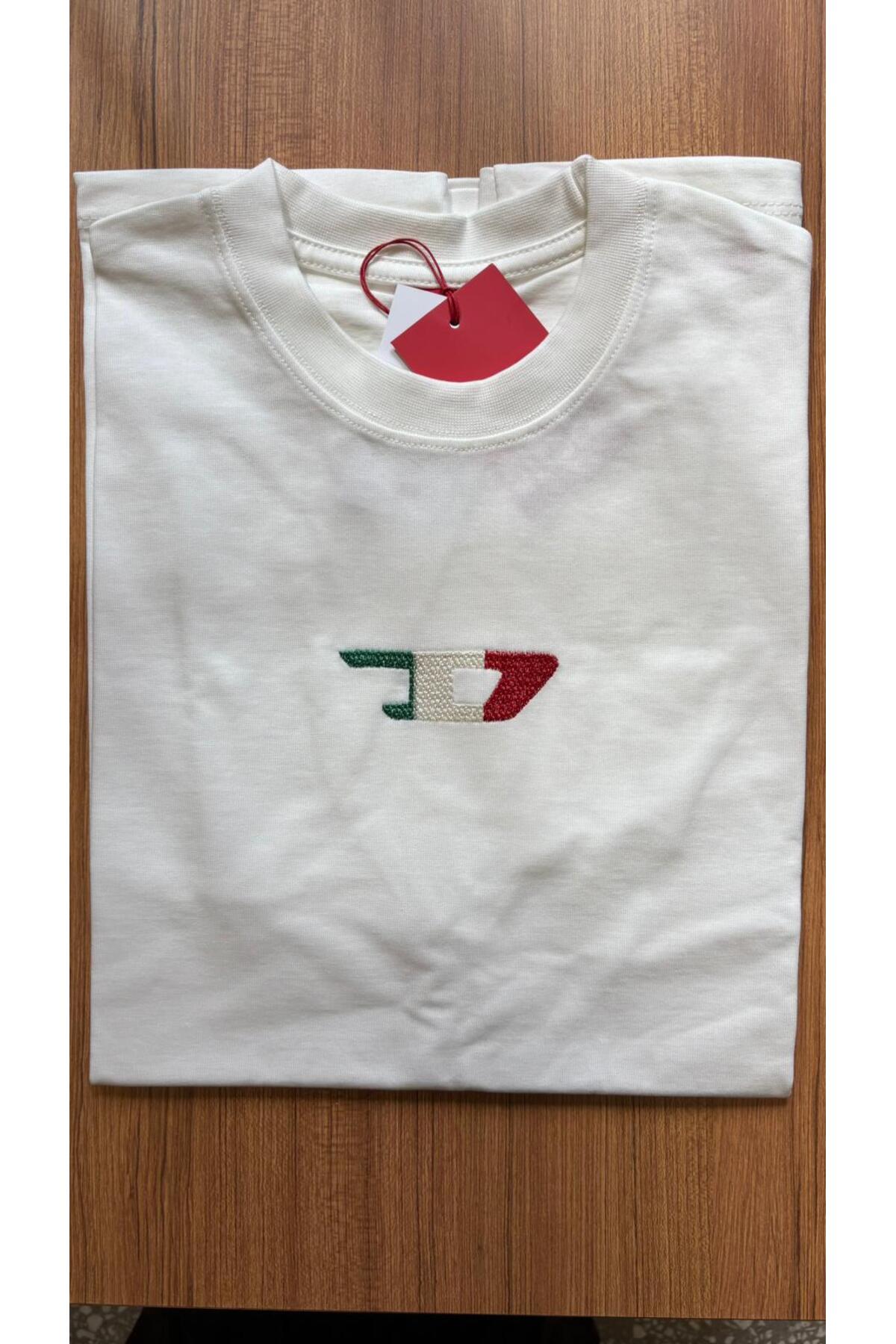 Erkek - Kadın Unisex Özel Nakış Tasarım T-shirt