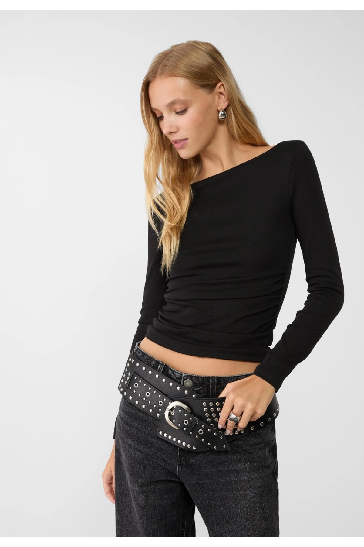 Kadın Uzun Kollu Bluz Bel Büzgülü Kayık Yaka Body