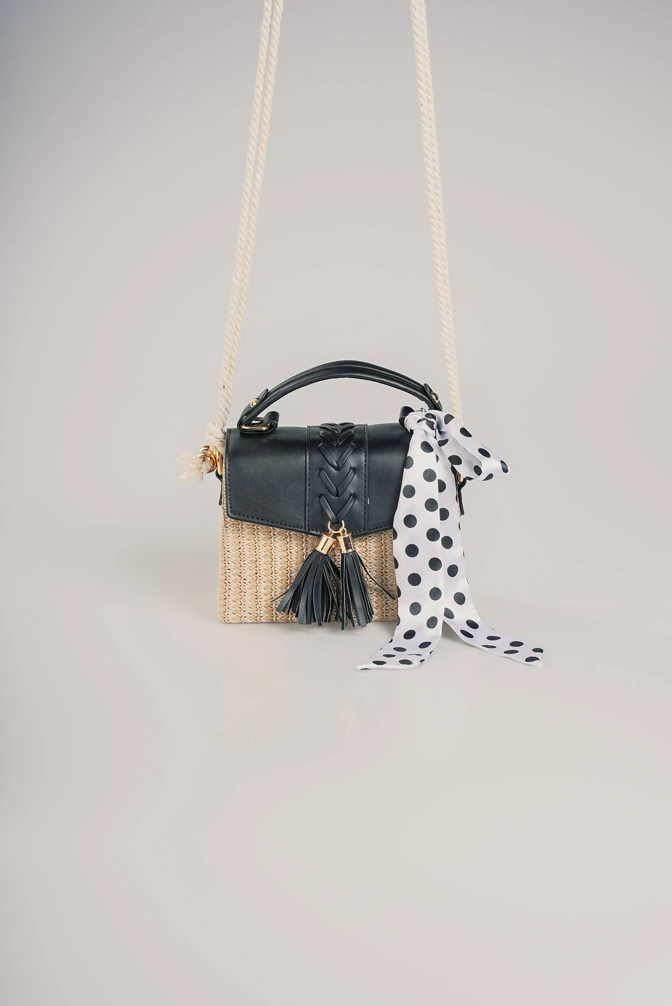 ÇÇS KADIN OMUZ ÇANTASI CCS17900