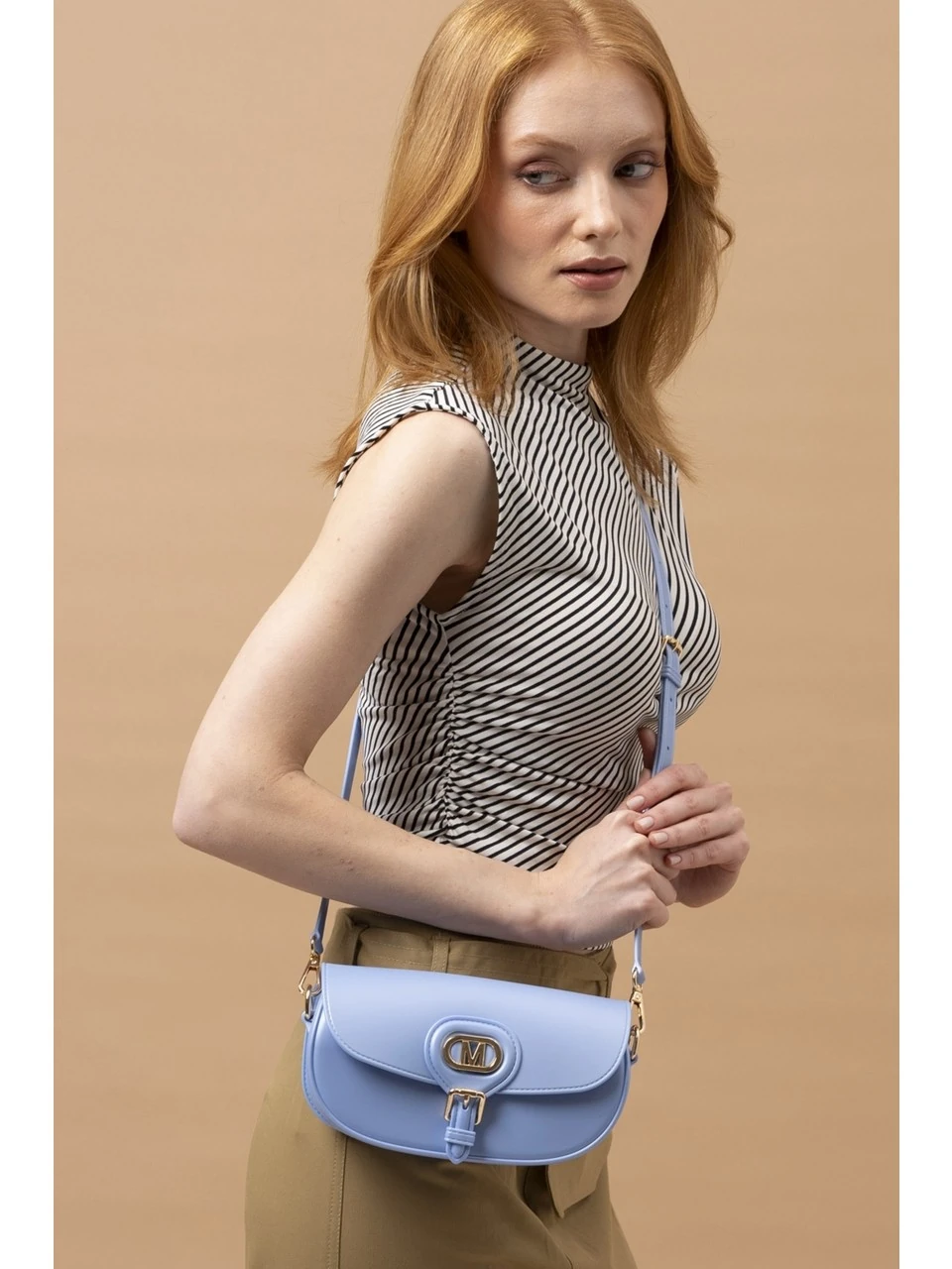 MATTHEW COX KADIN ÇAPRAZ ÇANTASI C.BYN2234