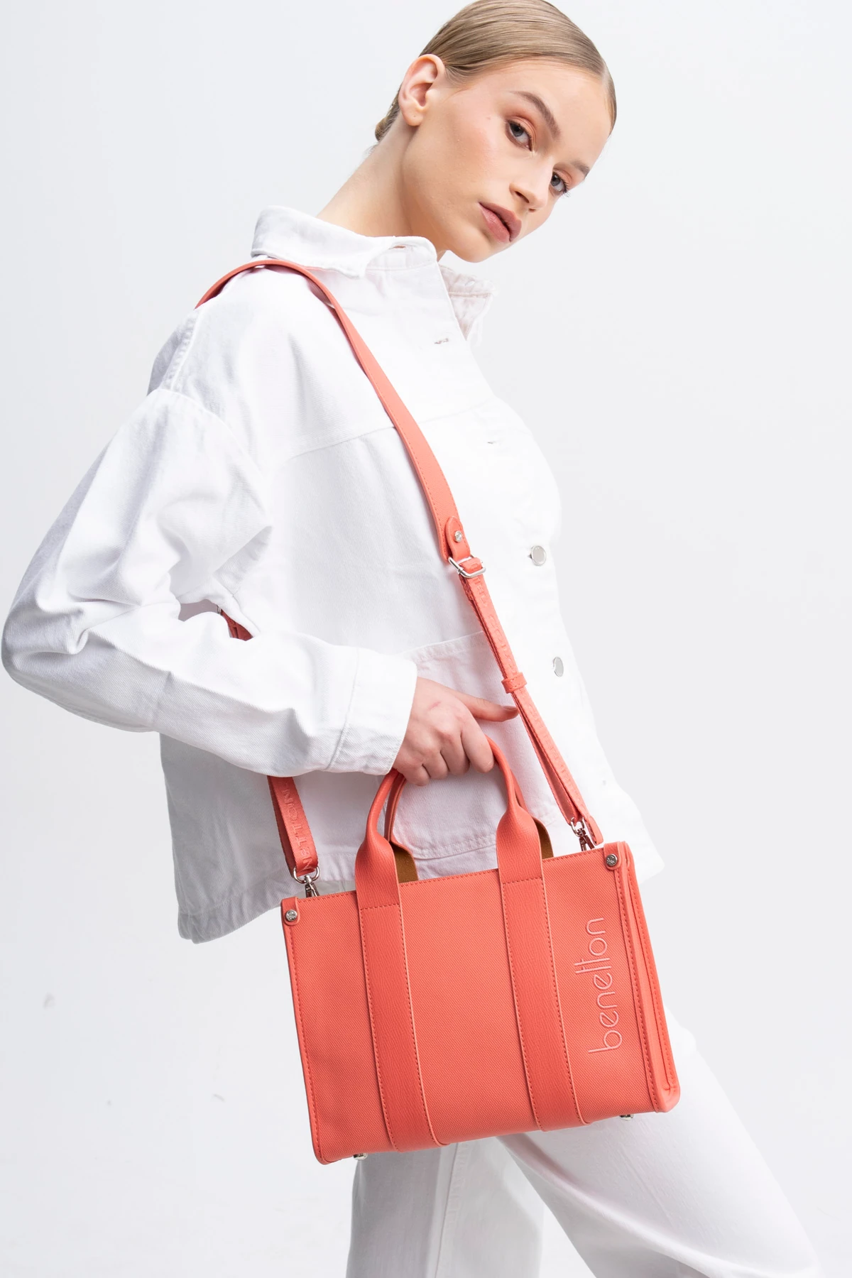 UNITED COLORS OF BENETTON KADIN EL ÇANTASI C.BNT_1371