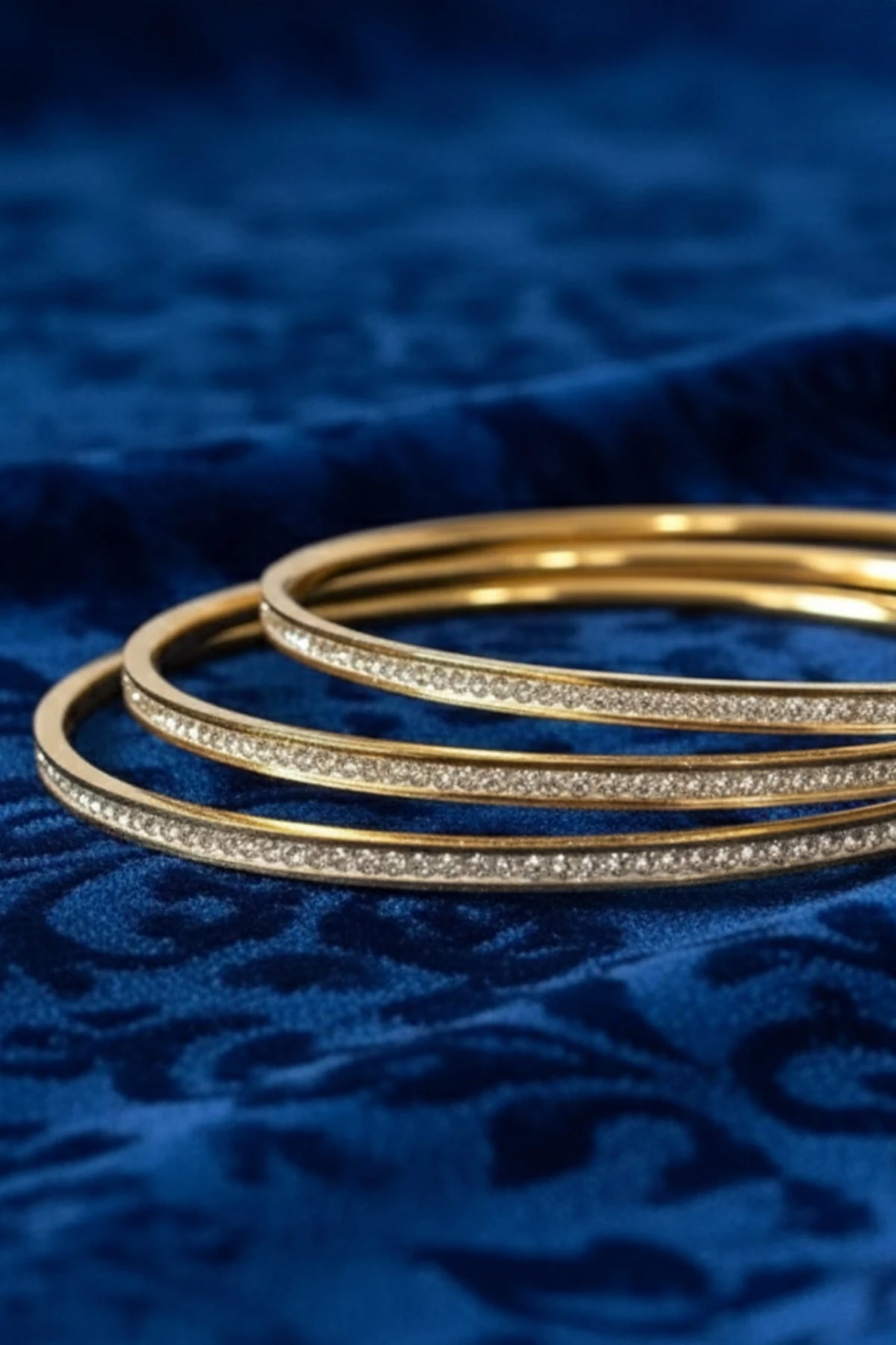 TAŞLI GOLD ÇELİK 3’LÜ AJDA BİLEZİK AJDBLZK-TSLI