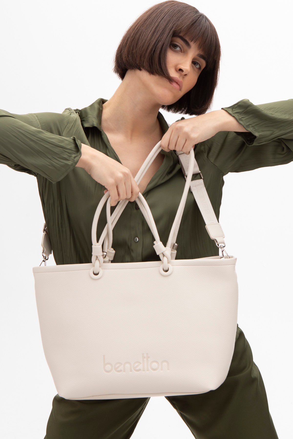 UNITED COLORS OF BENETTON KOL ÇANTASI  BNT_1501