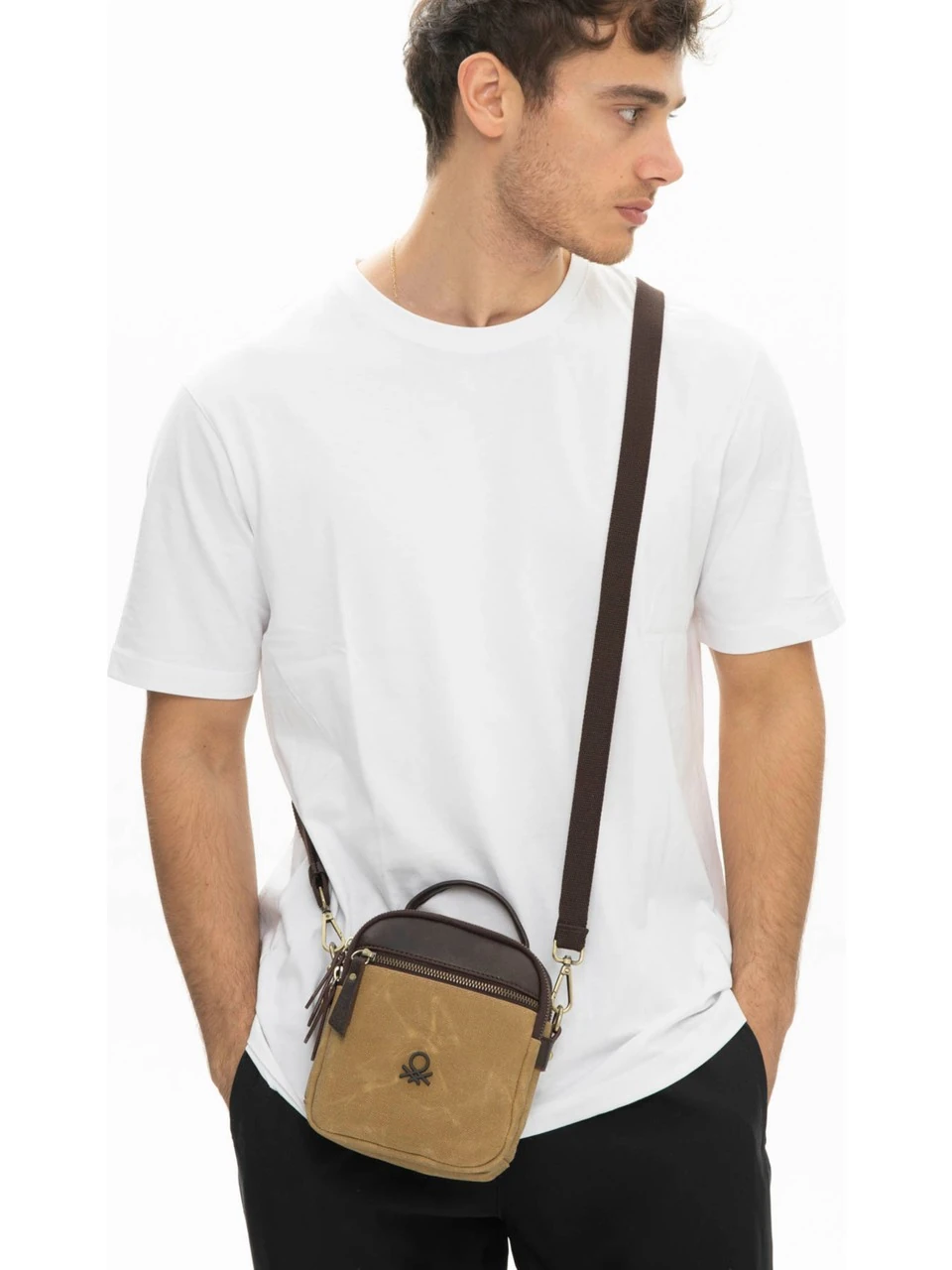UNITED COLORS OF BENETTON ERKEK ÇAPRAZ ÇANTASI C.BNT_1015