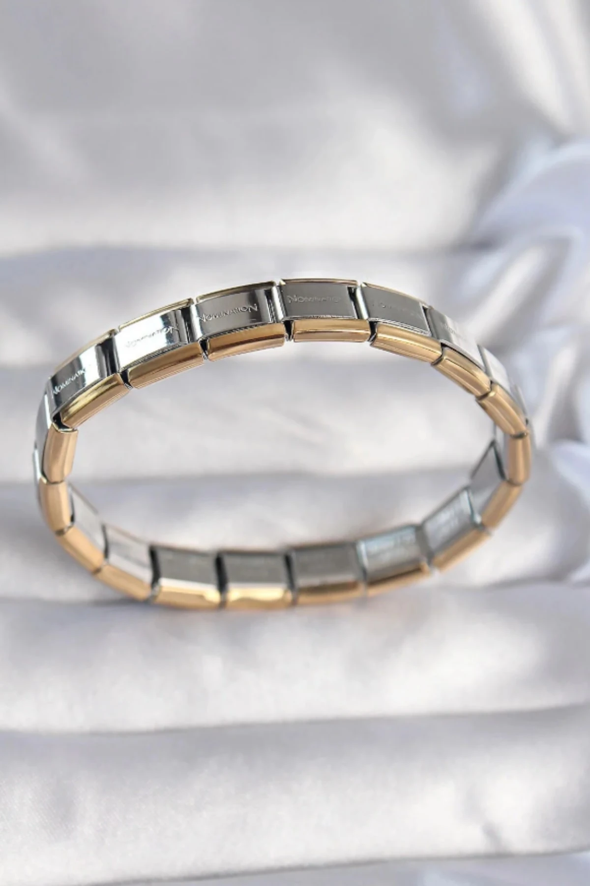 ÇELİK İTALYAN CHARM UNİSEX GOLD-GÜMÜŞ BİLEKLİK CHRM-BLK-GLD-GMS