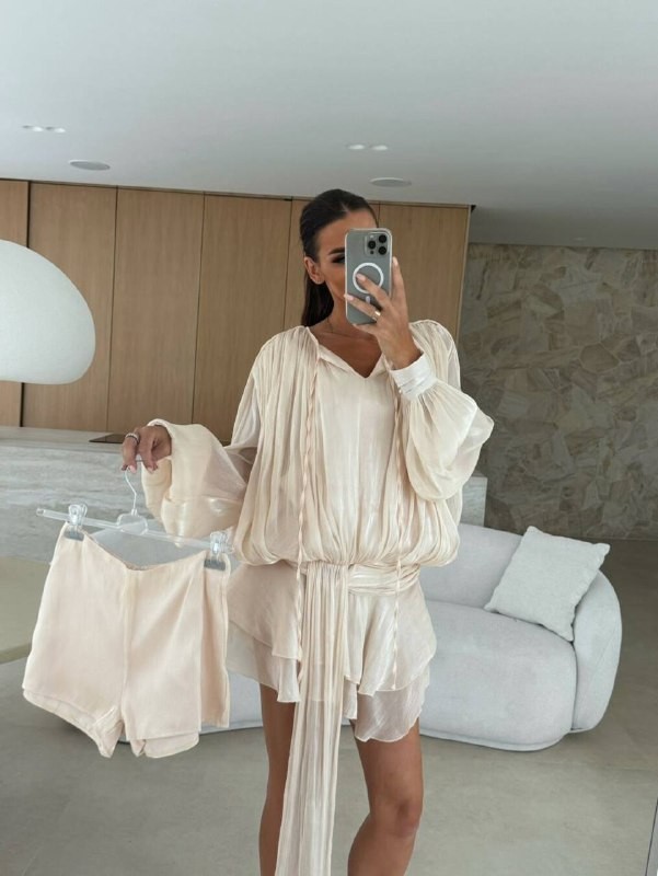 VANESYA FABRIC SHORT SHORTS DRESS - Cream