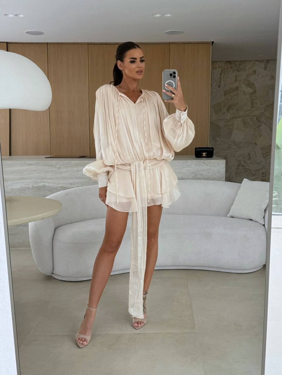 VANESYA KUMAŞ KISA ŞORTLU ELBİSE