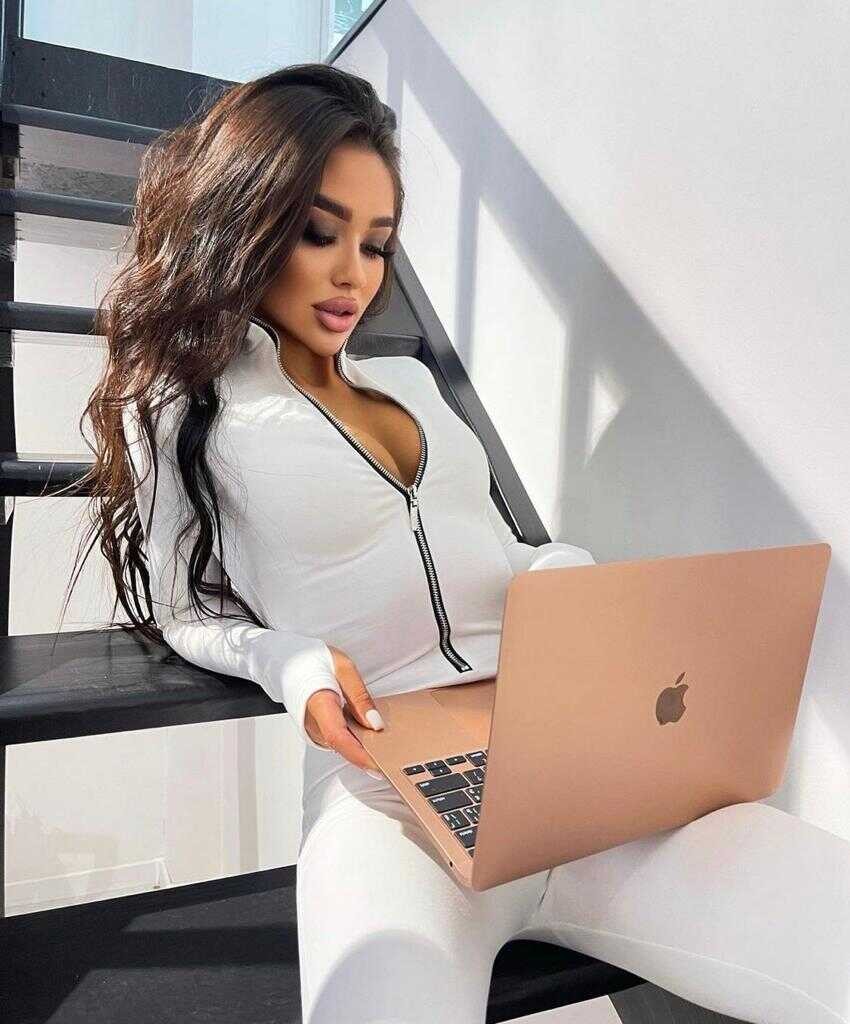 ÖNDEN NİKEL FERMUARLI TULUM BEYAZ