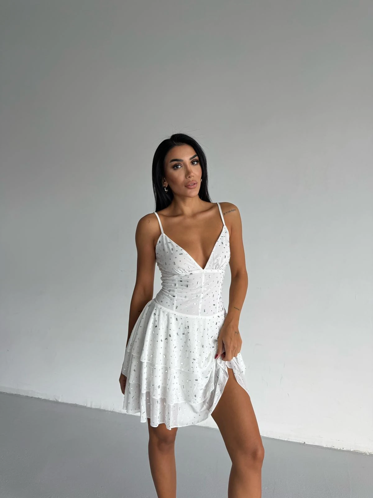 PARLAK TAŞLI ELBİSE