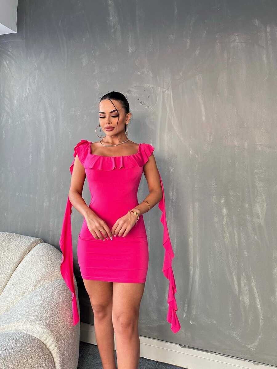 KOL VE OMUZ FIRFIRLI ELBİSE PEMBE