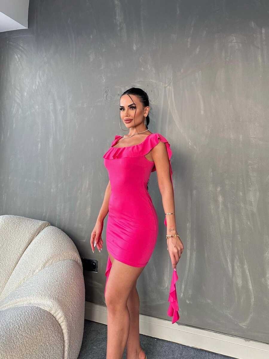 KOL VE OMUZ FIRFIRLI ELBİSE PEMBE