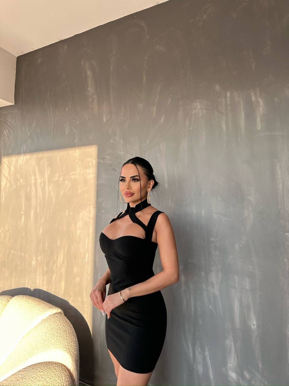 ASKILI MİNİ ELBİSE