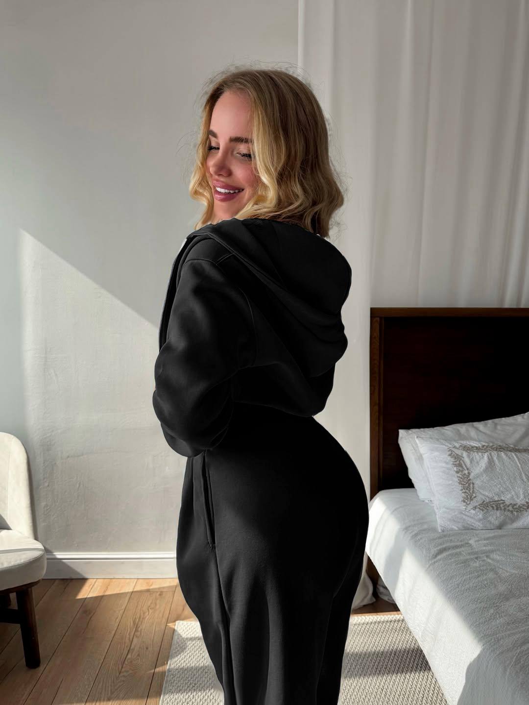 ÜÇLÜ EŞOFMAN TAKIM