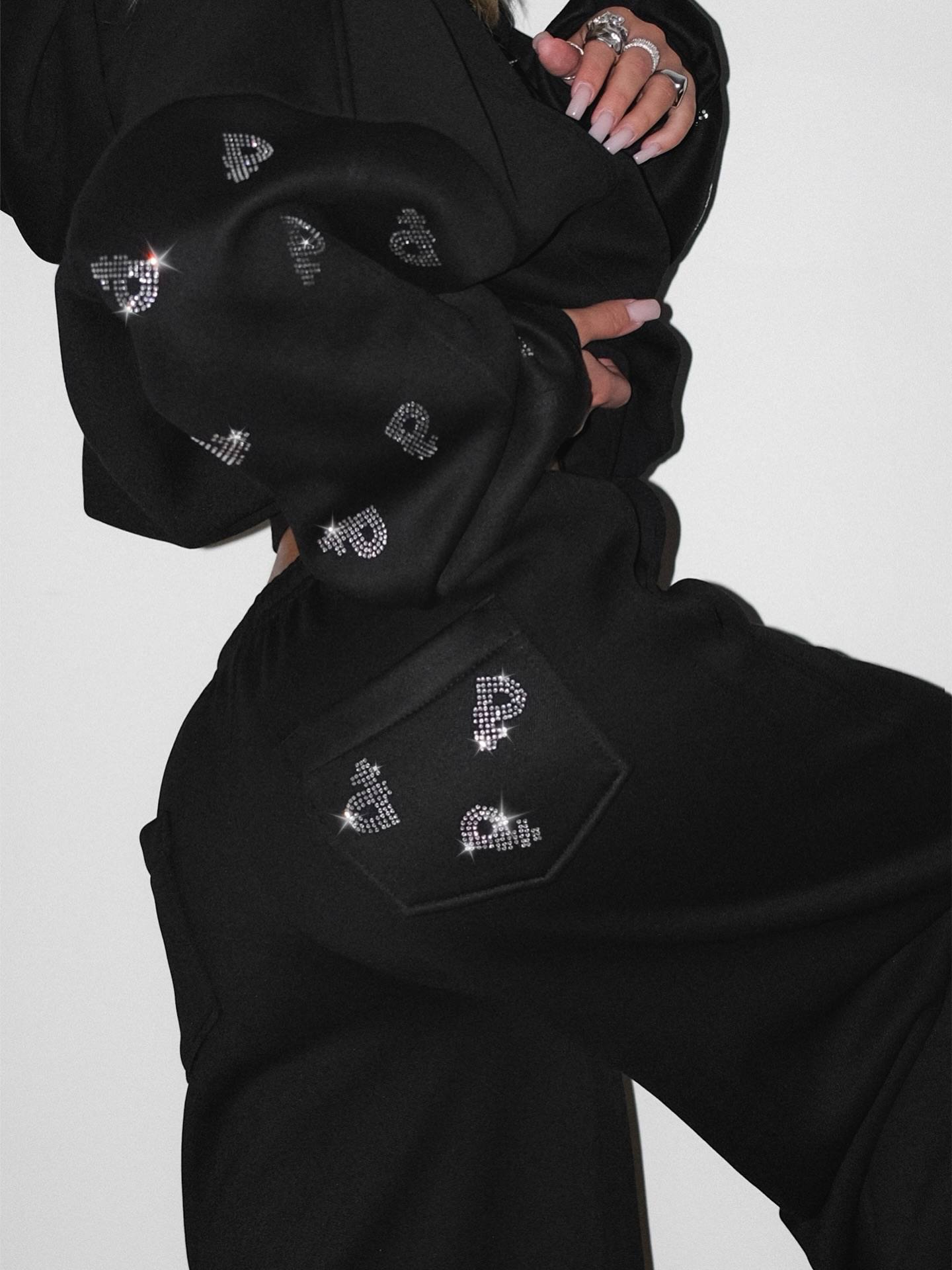 TAŞ BASKILI EŞOFMAN