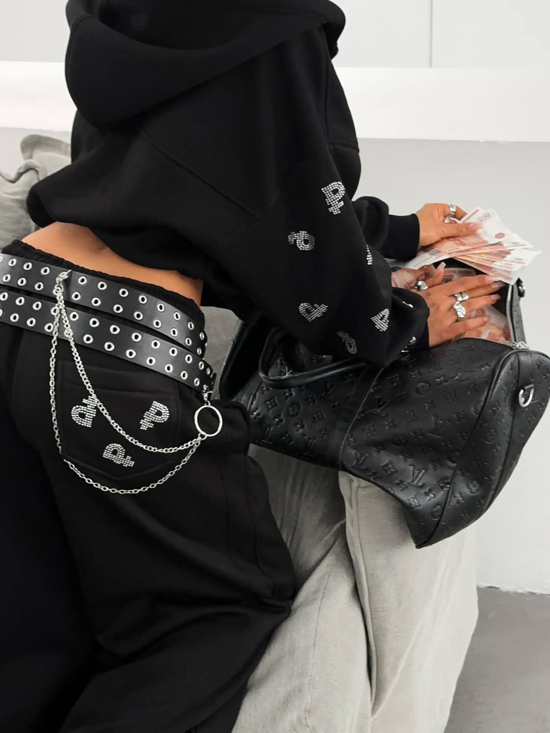 TAŞ BASKILI EŞOFMAN