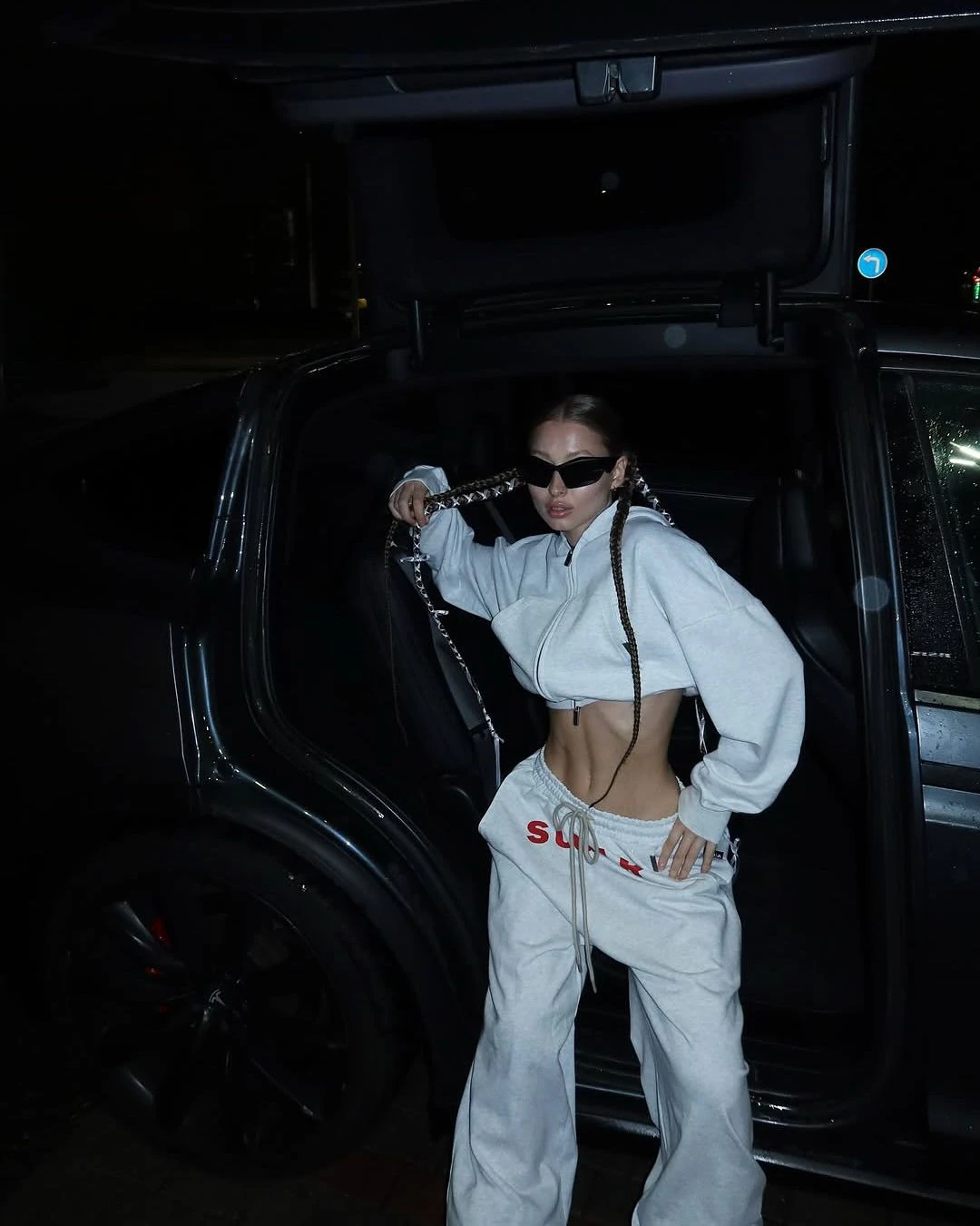 SUGAR MOMMY BASKILI EŞORTMAN TAKIMI