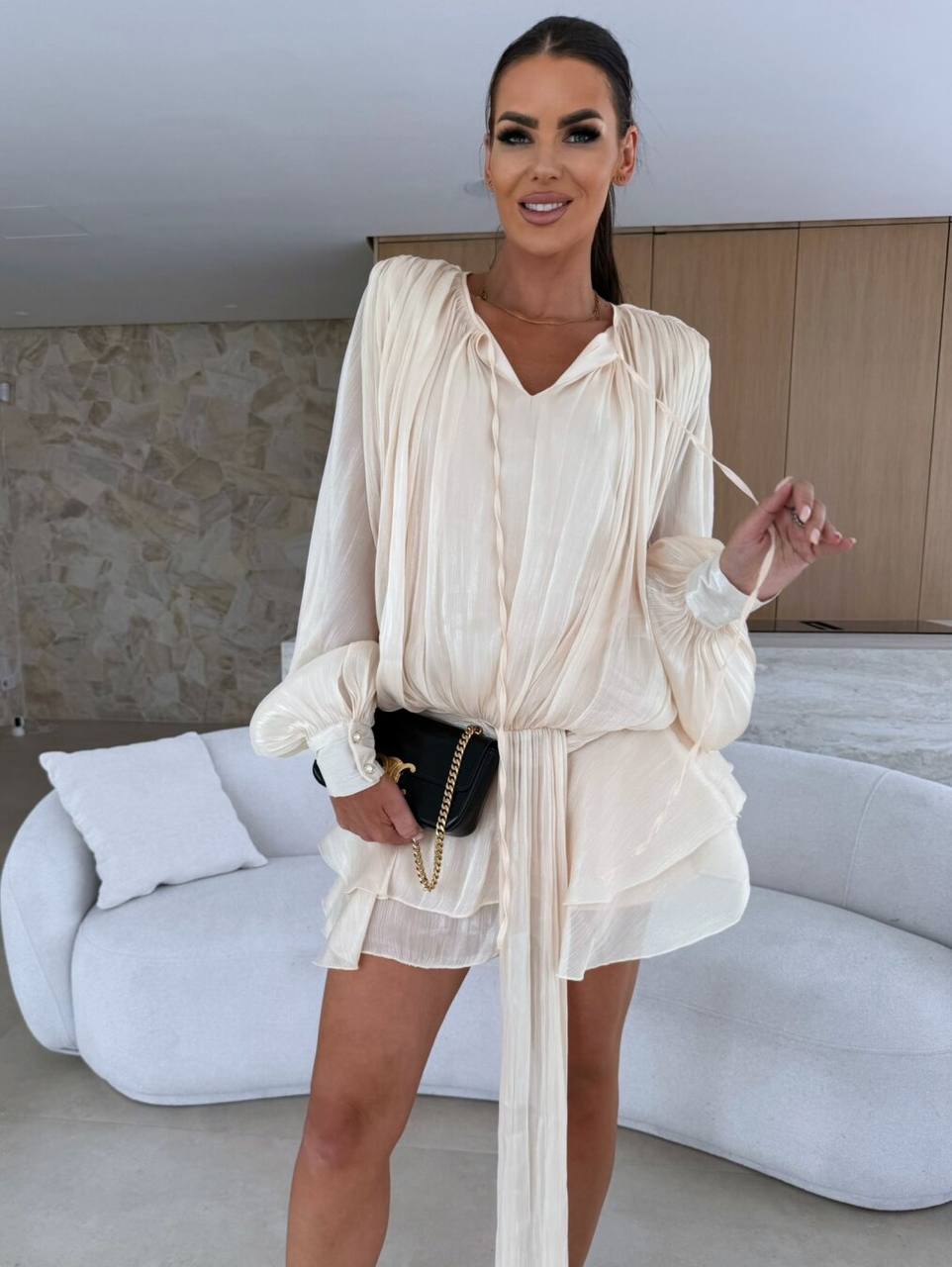 VANESYA KUMAŞ KISA ŞORTLU ELBİSE